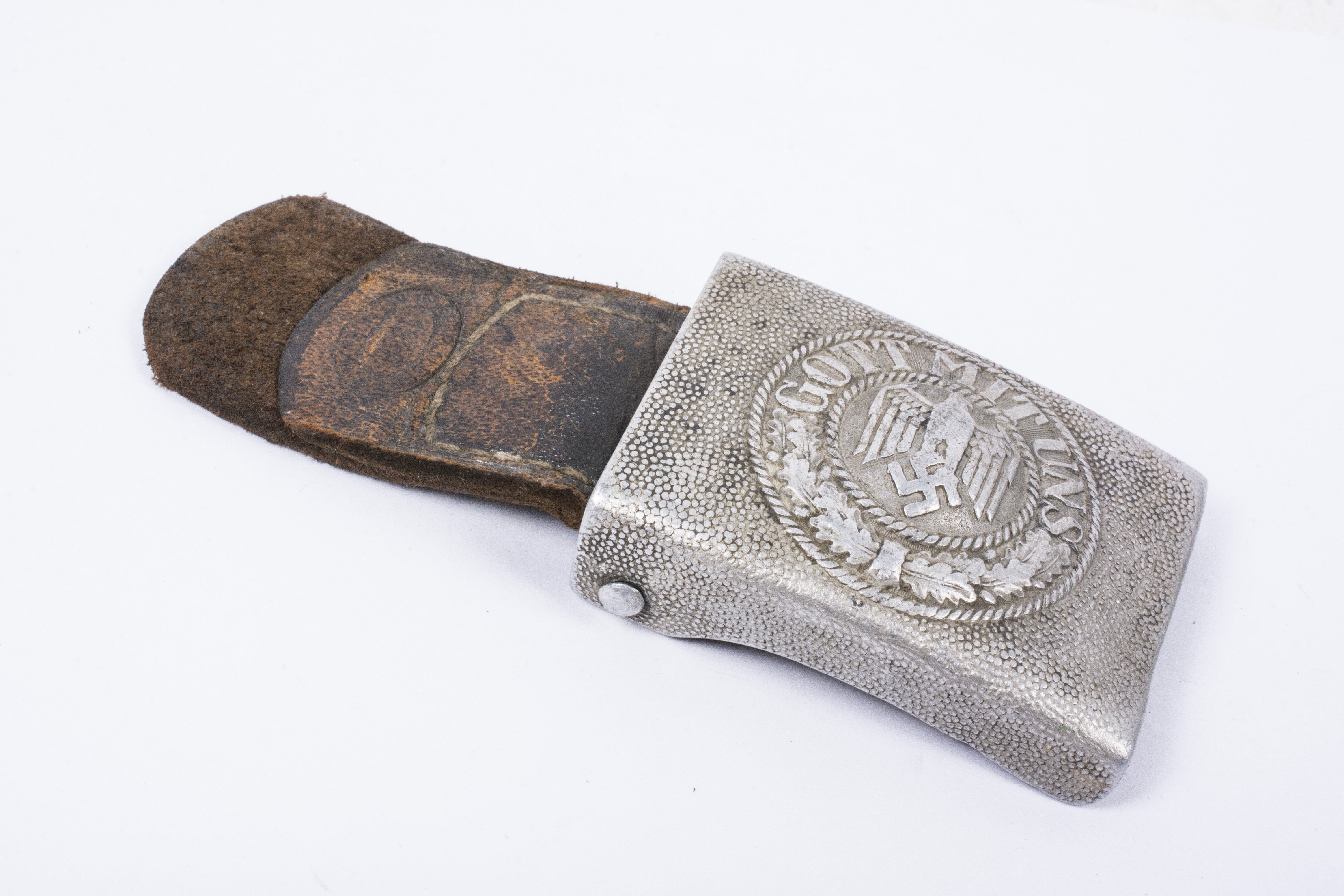 Tabbed aluminum Heer belt buckle Gebr. Albert Menden 1936 — image 5