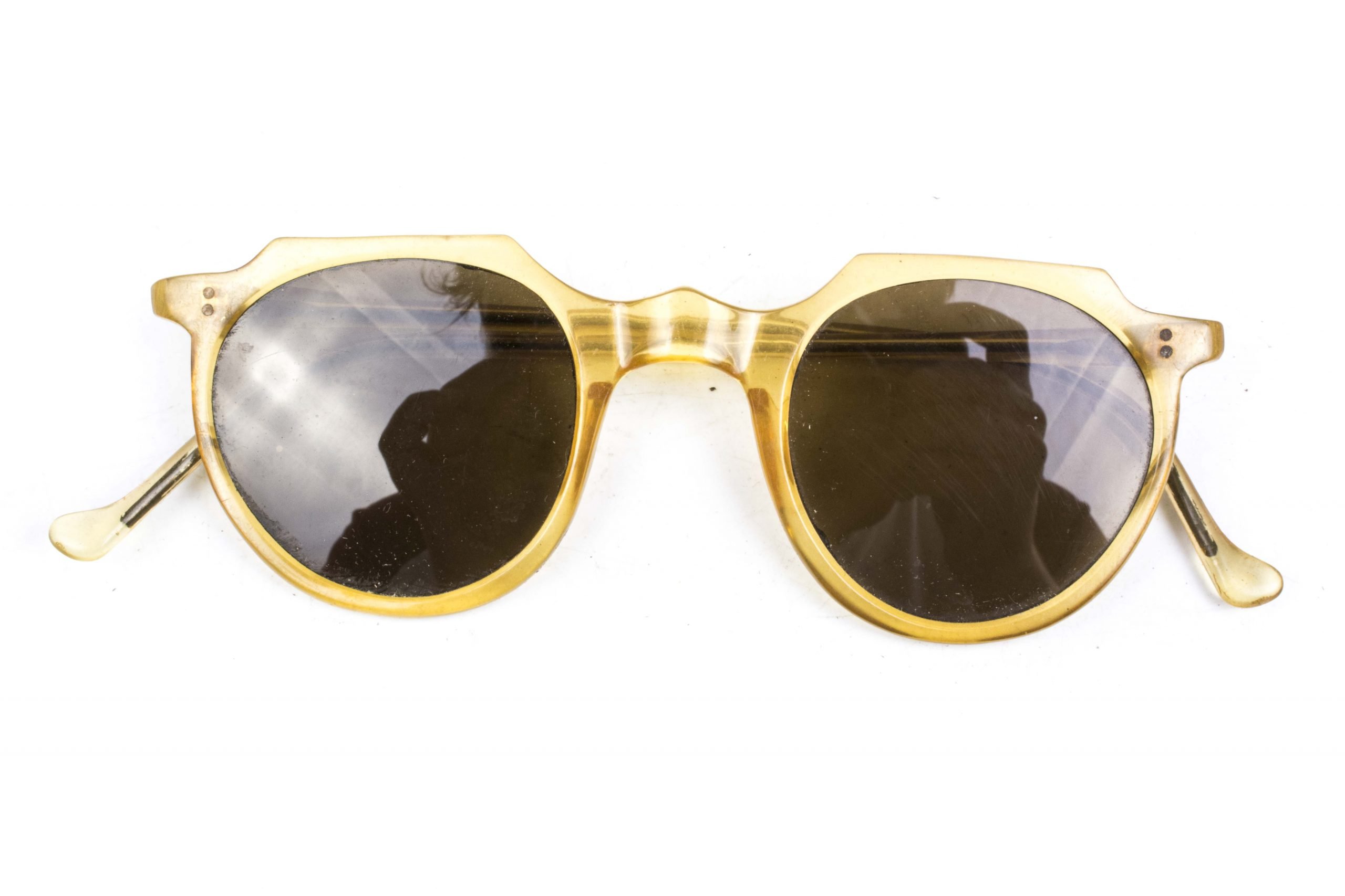 Period sunglasses — image 2