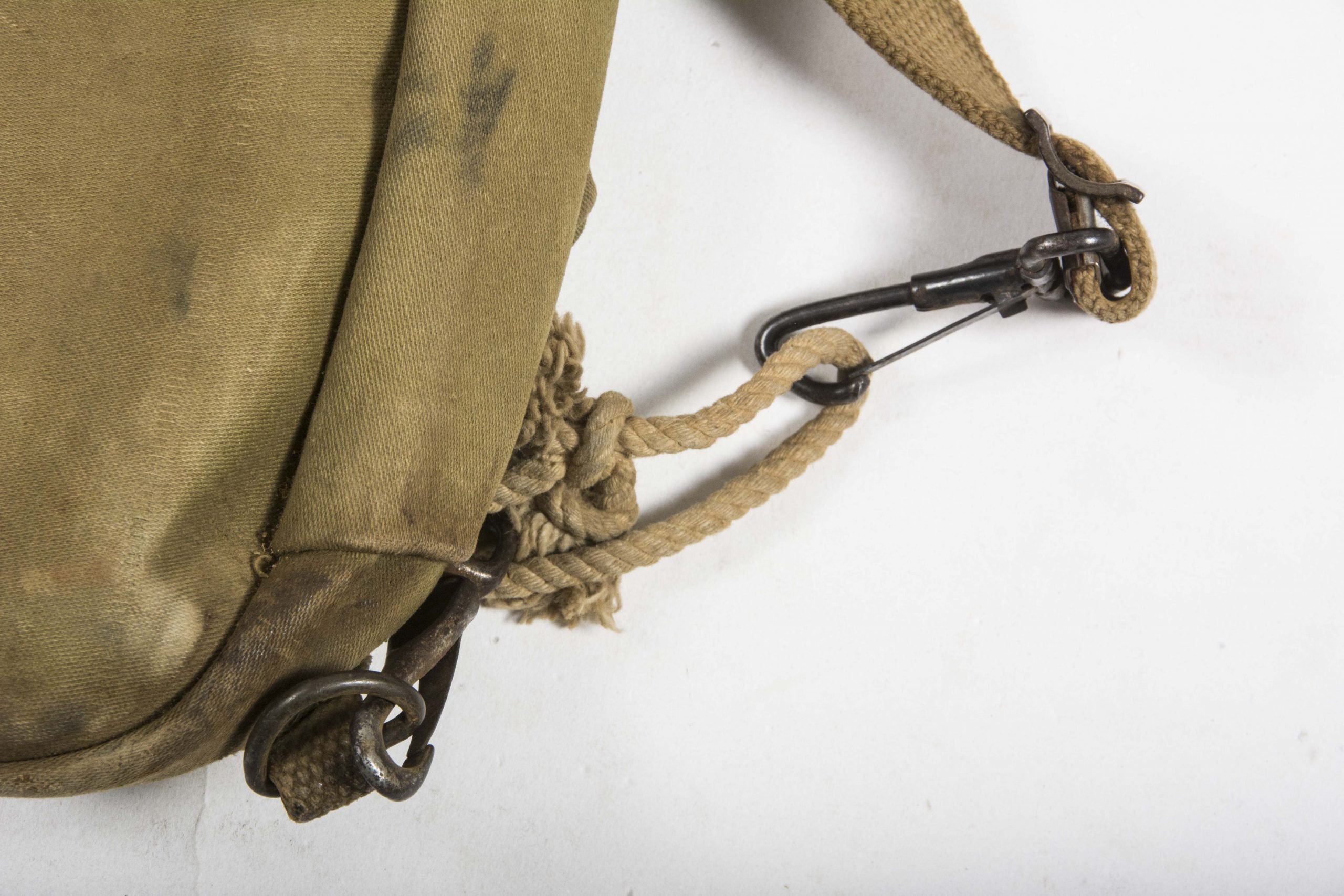 Rubberized US M1936 musette bag marked Atlas Mfg. Co. 1942 — image 7