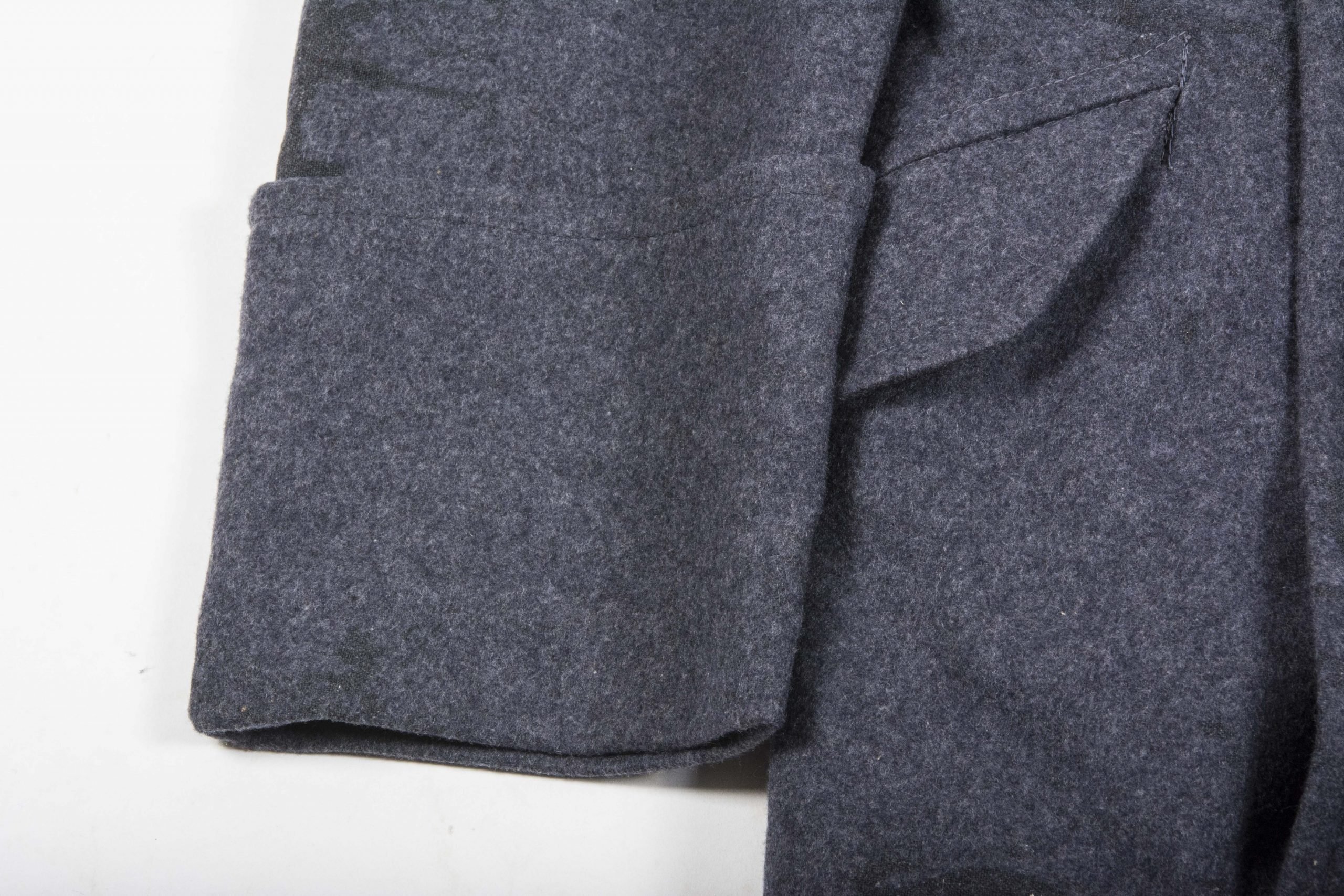 Luftwaffe M40 mantel made by Erich Cramer K.-G. marked L.B.A. 3.41 — image 5