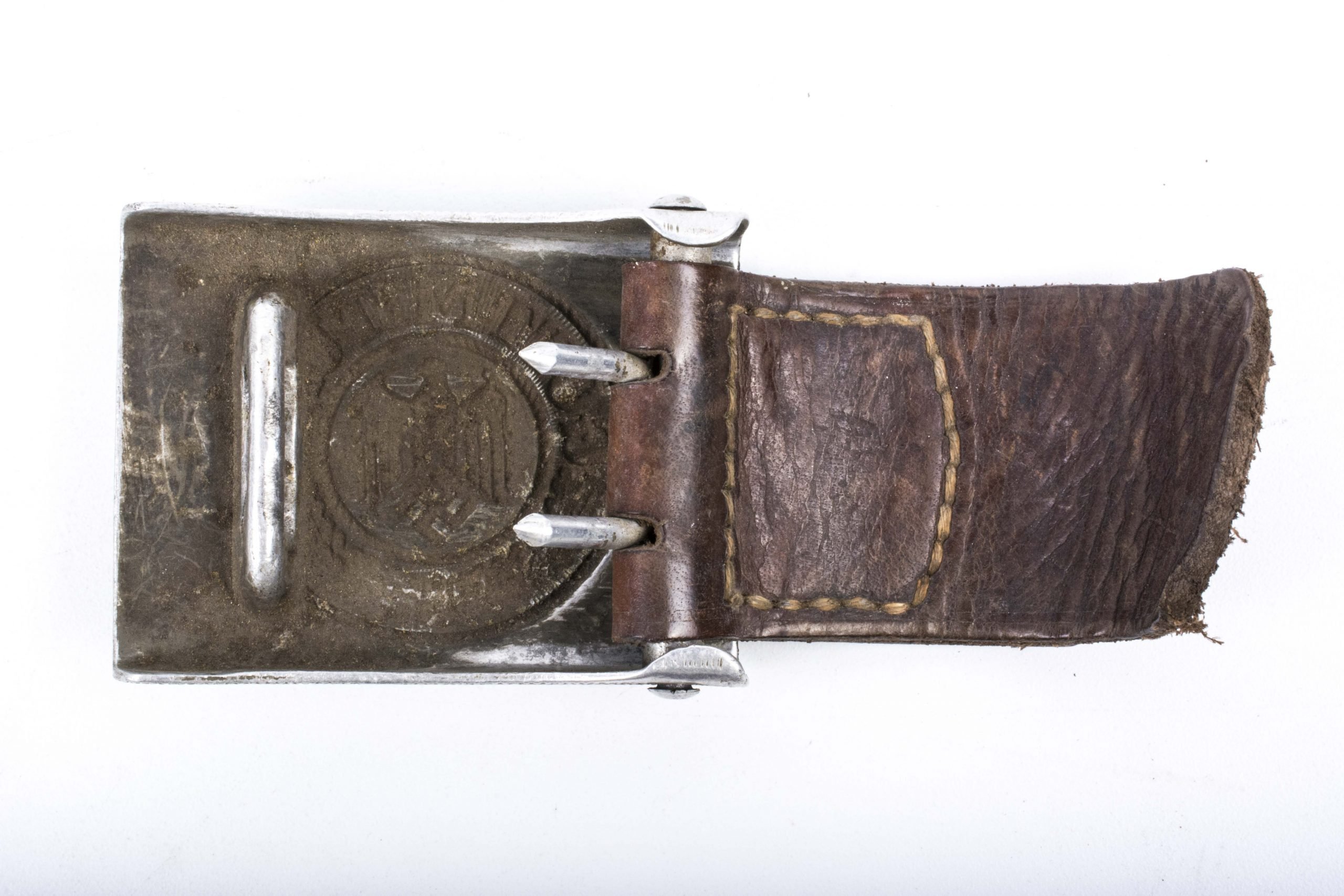 Rare tabbed aluminum Heer belt buckle J Deutschbein, Euskirchen 1938 — image 2