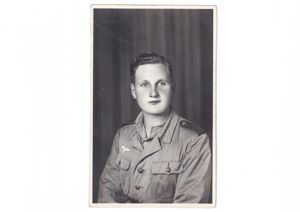 Luftwaffe portrait picture with full tropical uniform Italy 1943