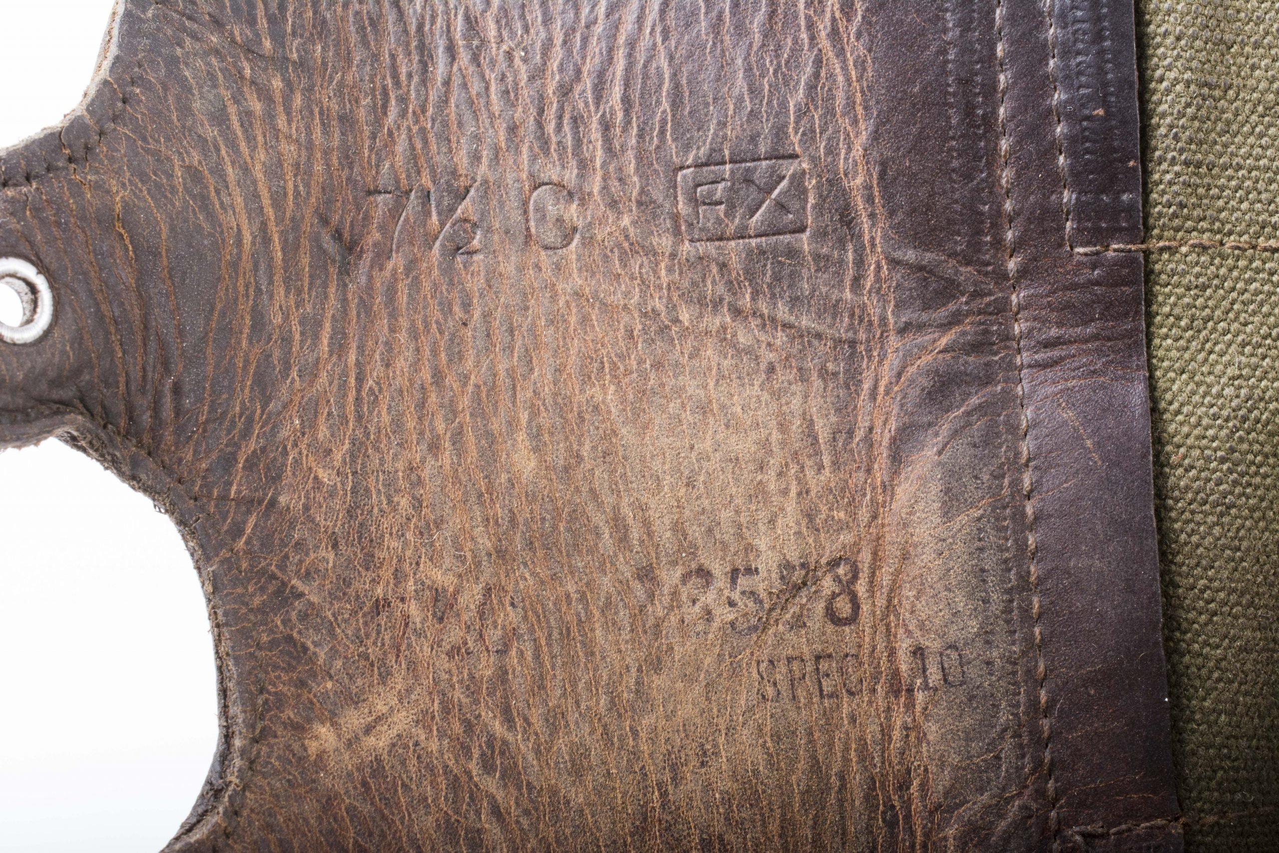 US buckle boots size 7 1/2 dated 1944 — image 5