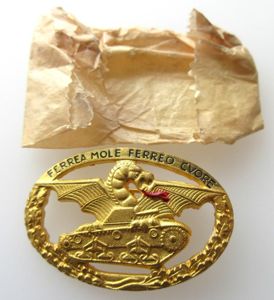 WW2 ITALIAN TANK COMMANDERS BADGE
