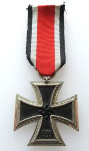 2nd CLASS IRON CROSS non-maker marked