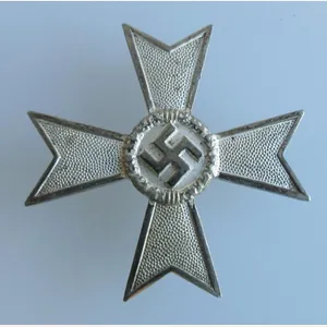 1st CLASS WAR MERIT CROSS without SWORDS maker marked