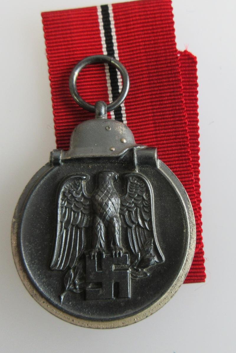RUSSIAN FRONT MEDAL maker marked