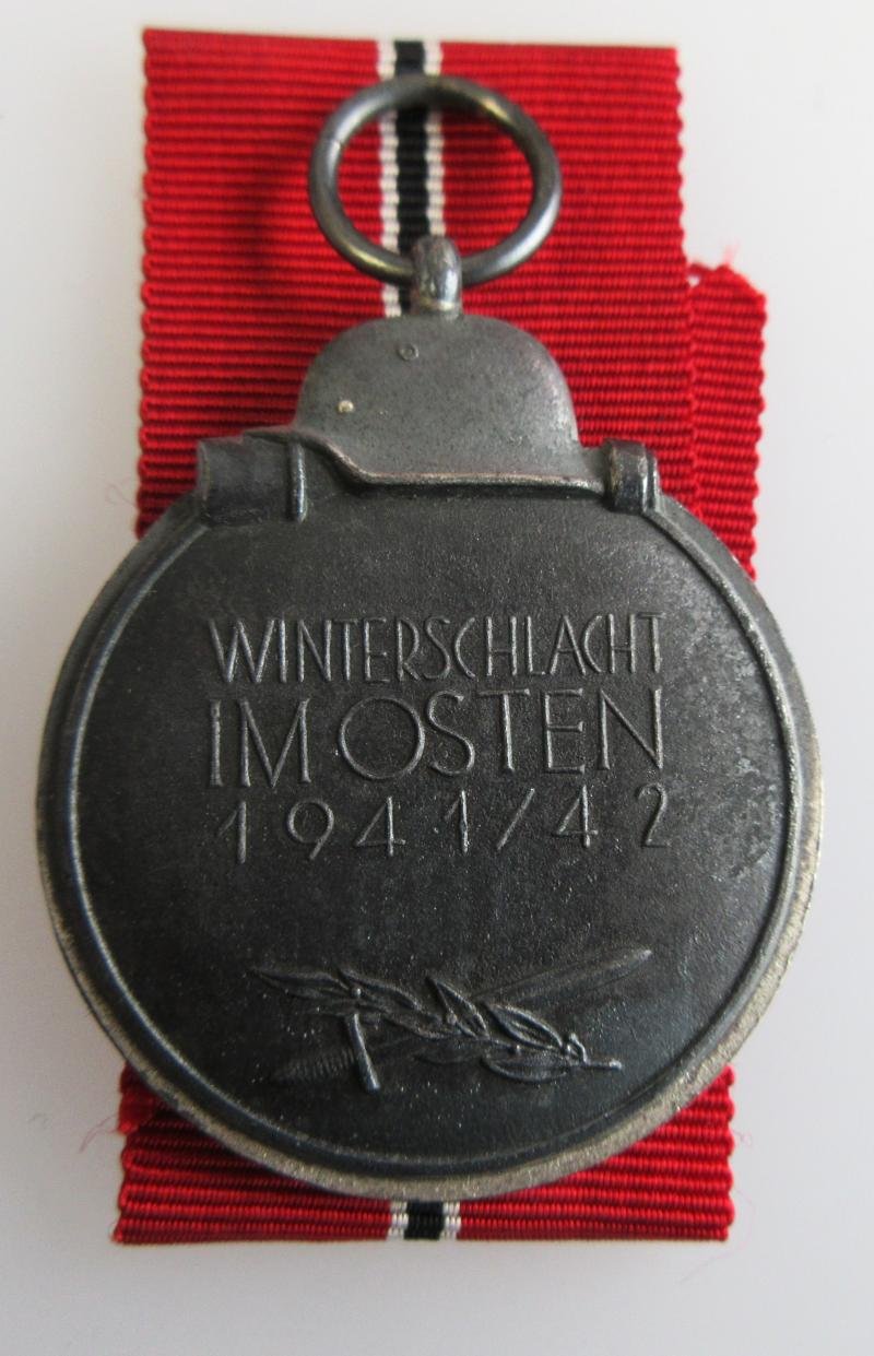 RUSSIAN FRONT MEDAL maker marked — image 2