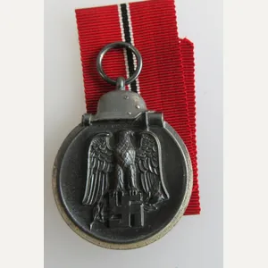 RUSSIAN FRONT MEDAL maker marked