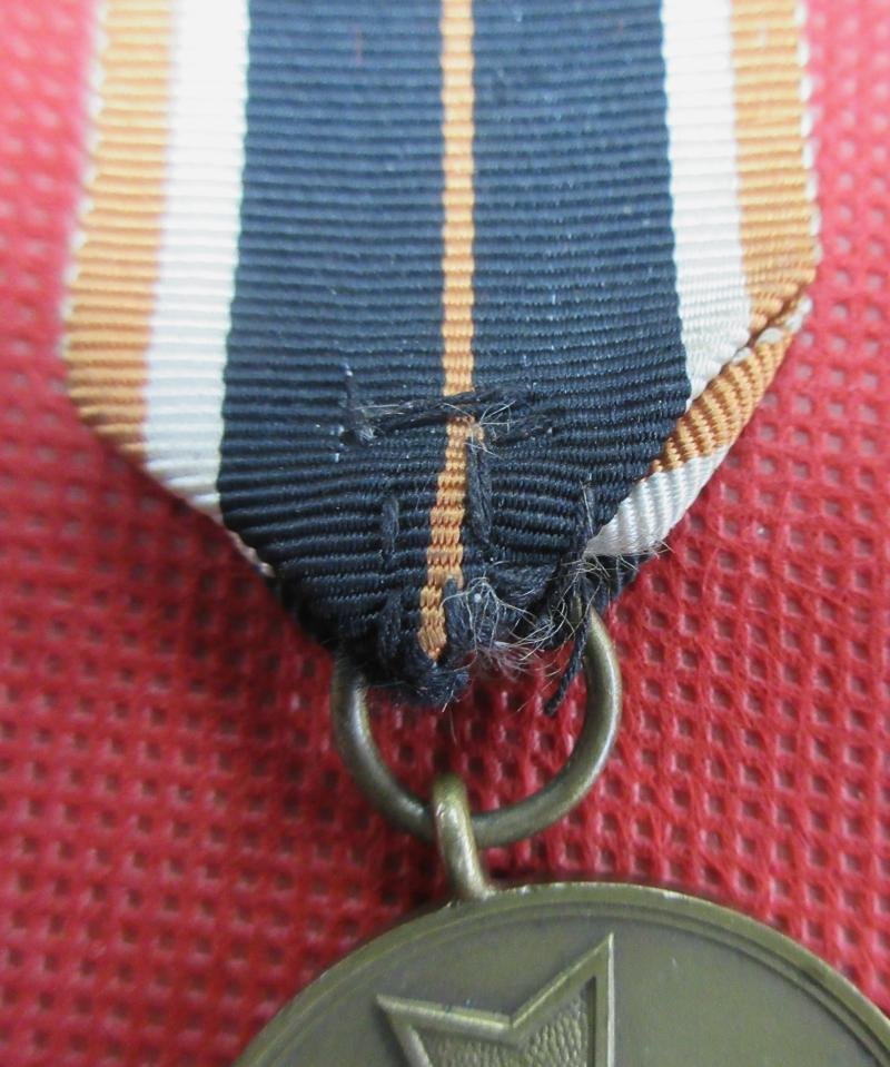 WAR MERIT MEDAL — image 3