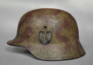 Named M40 Kriegsmarine two-tone camo helmet 'ET64'