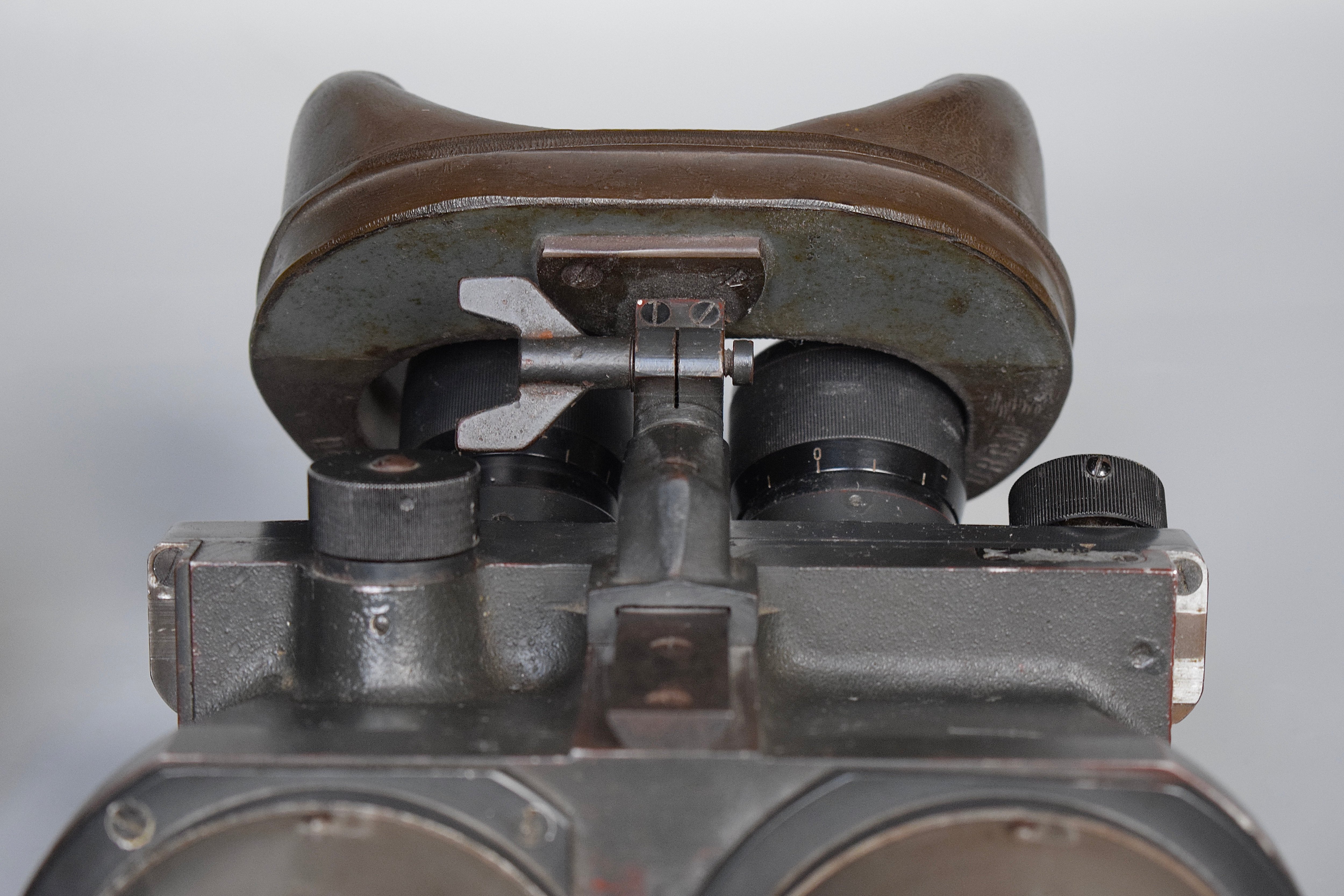 D.F. 10x80 Flakfernrohr binoculars 'cxn' — image 8