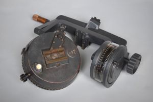 10x80 Flakfernrohr cradle + turntable mount 'bef'