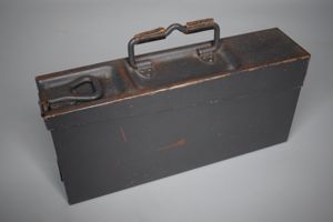 MG34/42 ammo box '1941'