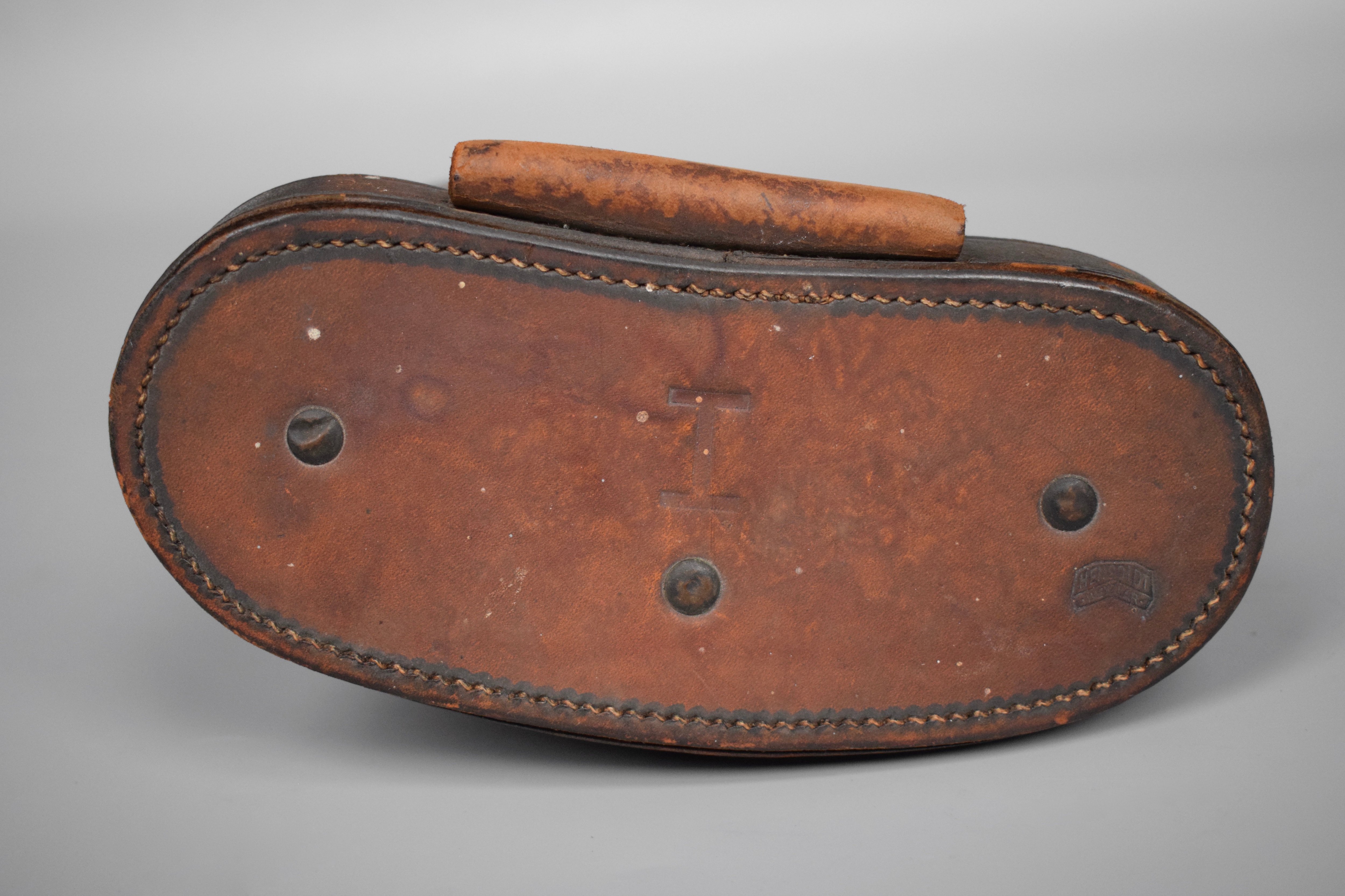 Named pre-war 6x30 Dienstglas case 'Hensoldt Wetzlar' — image 3