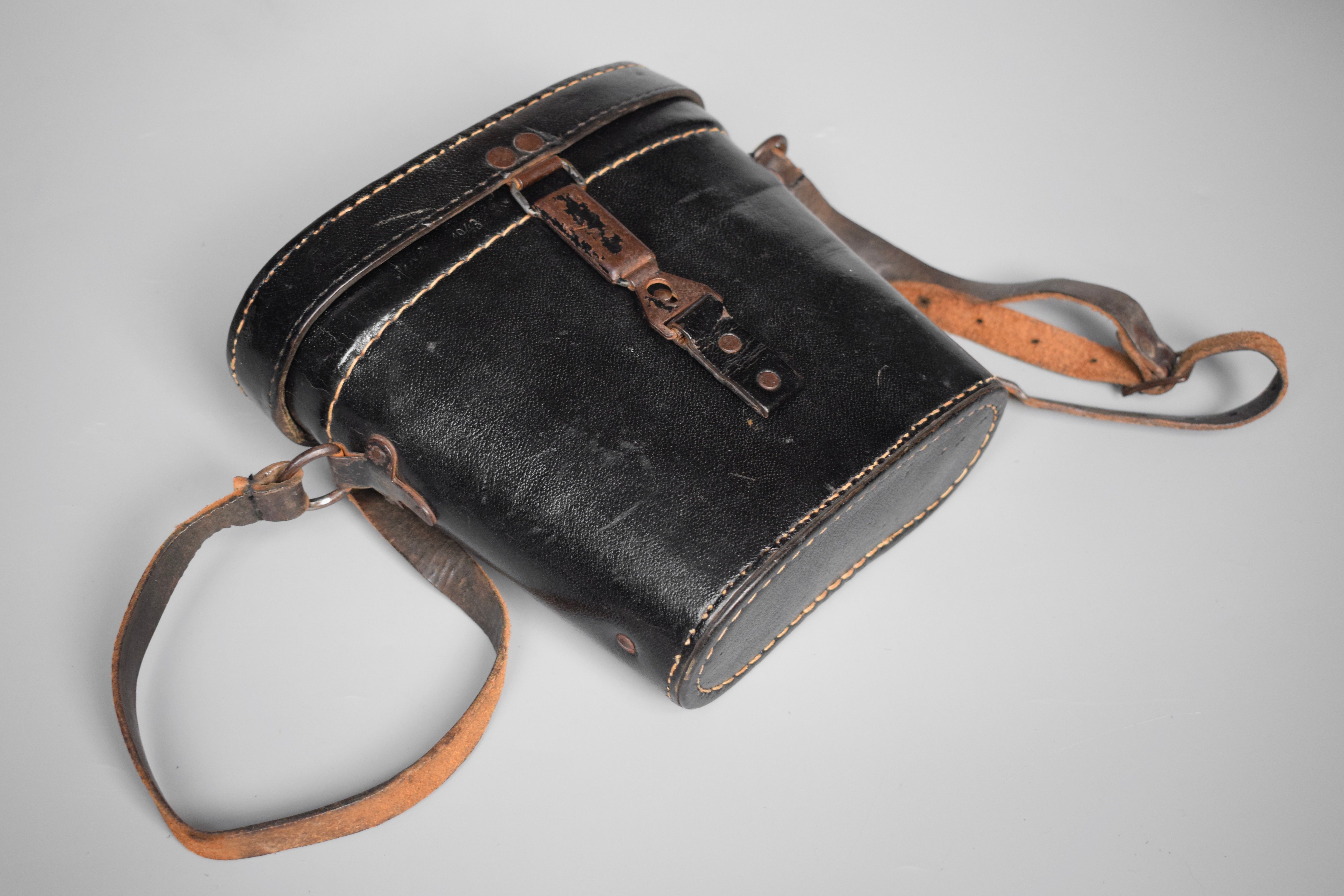 7x50 / 10x50 Presstoff binocular case 'ksd 1943' — image 5