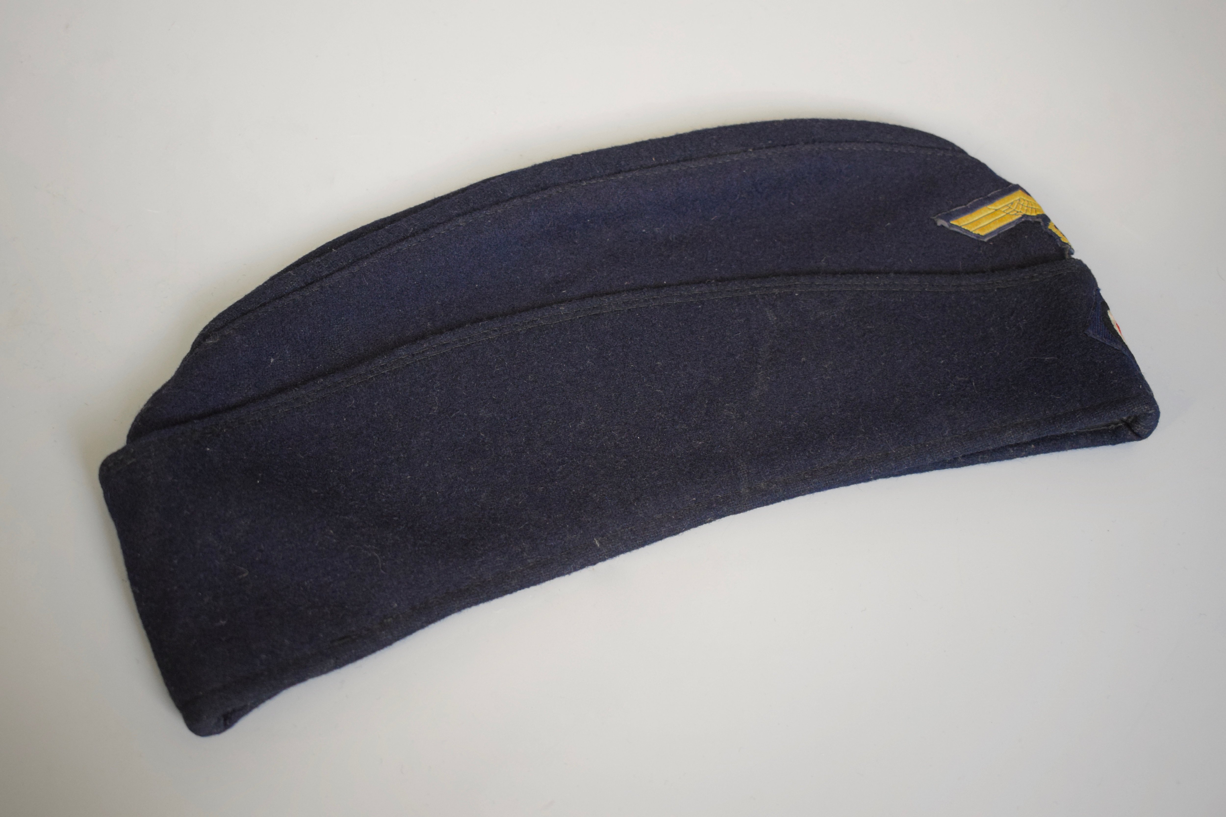 Kriegsmarine U-boat Bordmutze cap + U-707 emblem — image 7