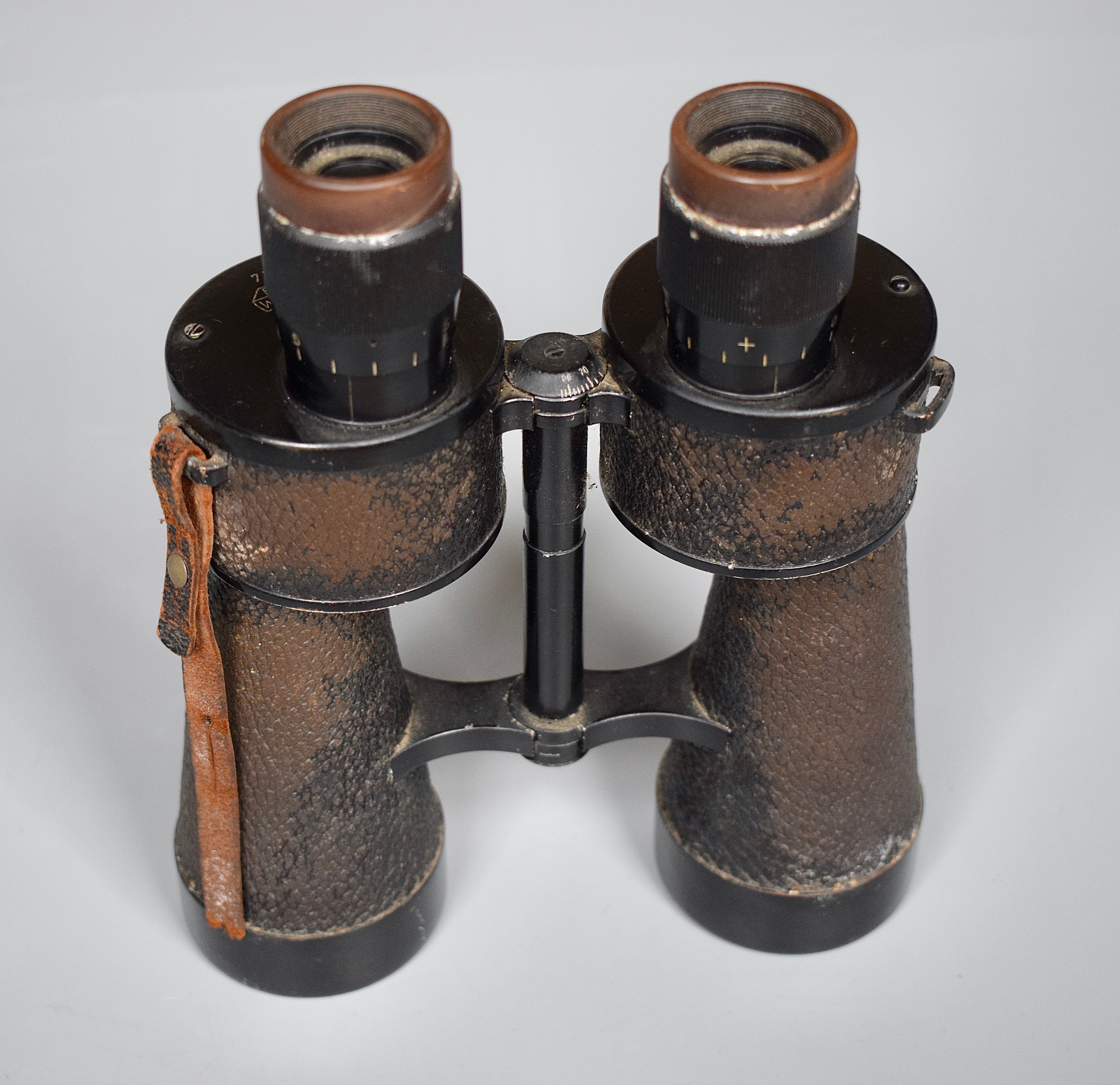 Early Leitz Wetzlar 7x50 Kriegsmarine U-boat binoculars — image 5