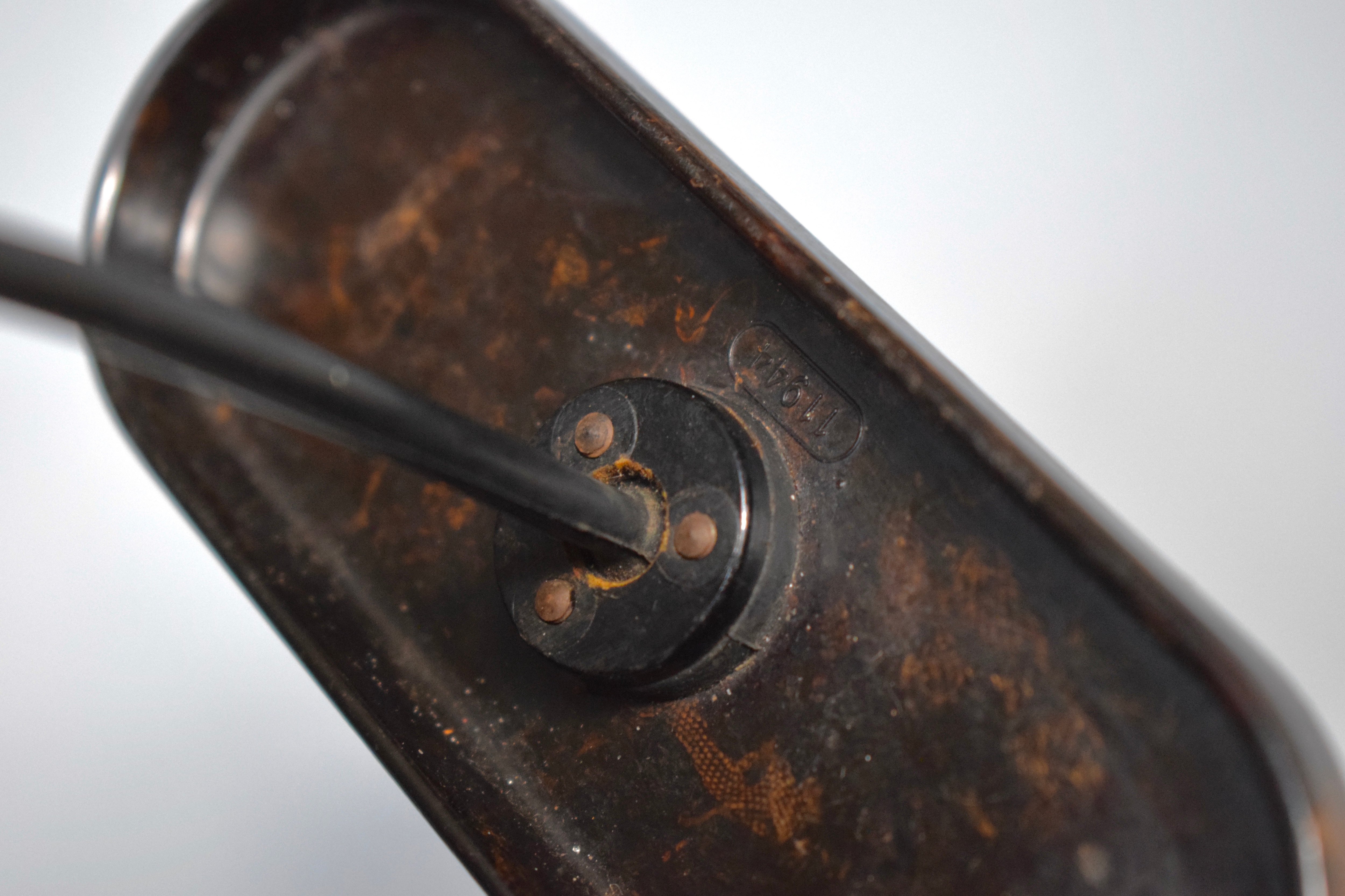 Kriegsmarine 7x50 Binocular Bakelite 'Benutzer' ocular cover — image 2