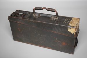MG34/42 ammo box 'bsj 1941 WaA'