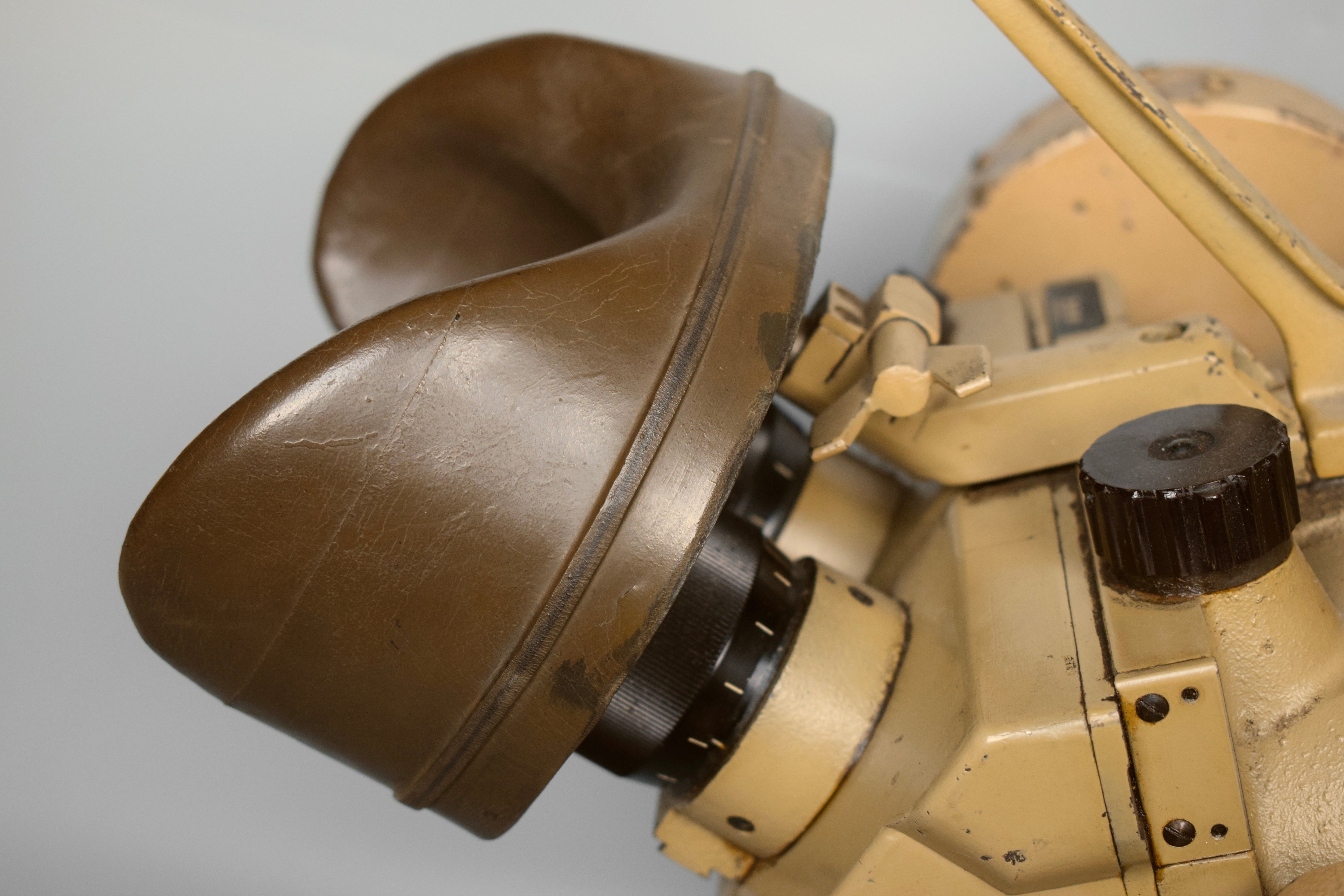 D.F. 10x80 Flakfernrohr binoculars 'dkl' set — image 8