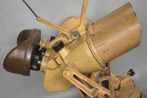 D.F. 10x80 Flakfernrohr binoculars 'dkl' set