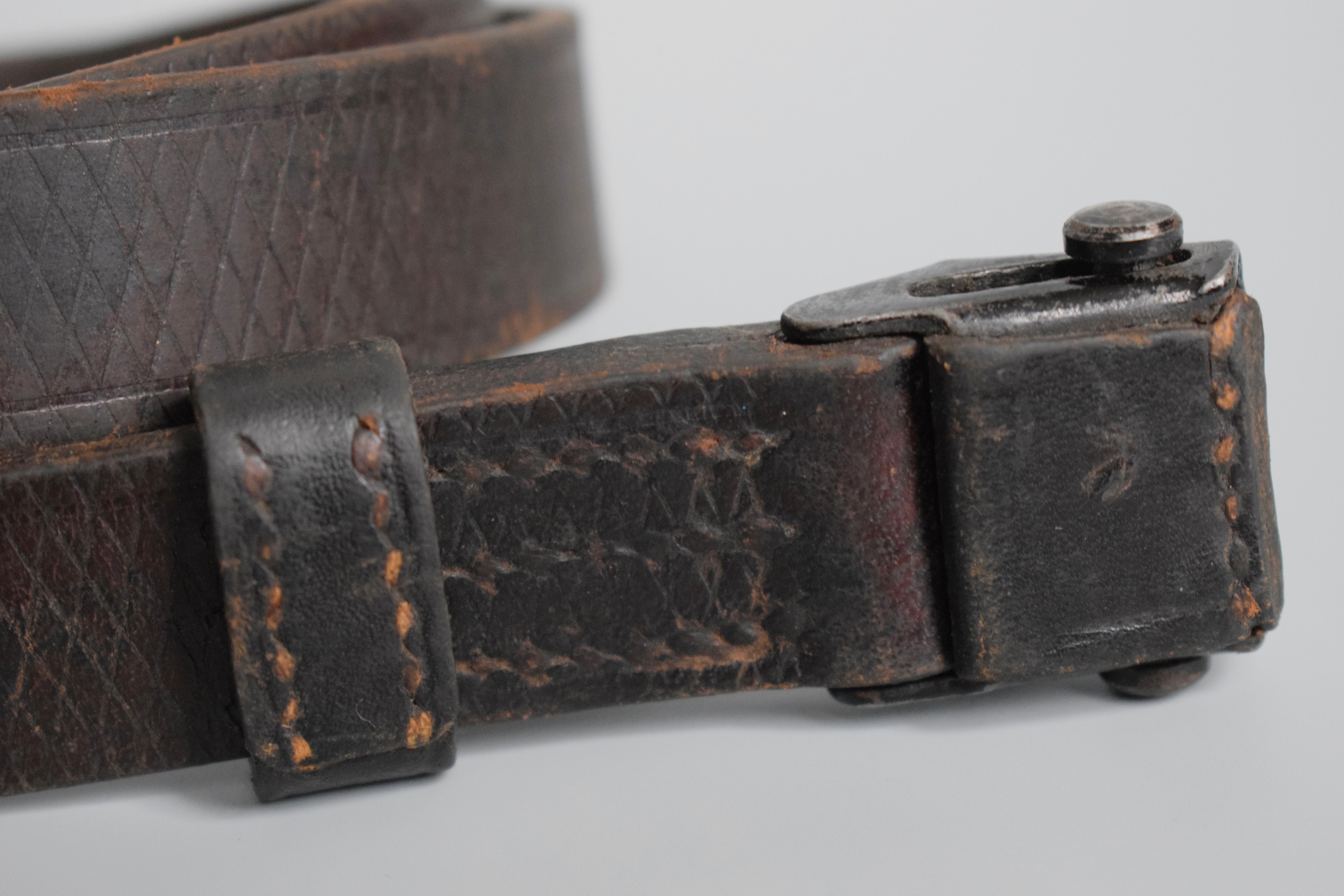 MP38 u. MP40 leather sling 'WaA' — image 2