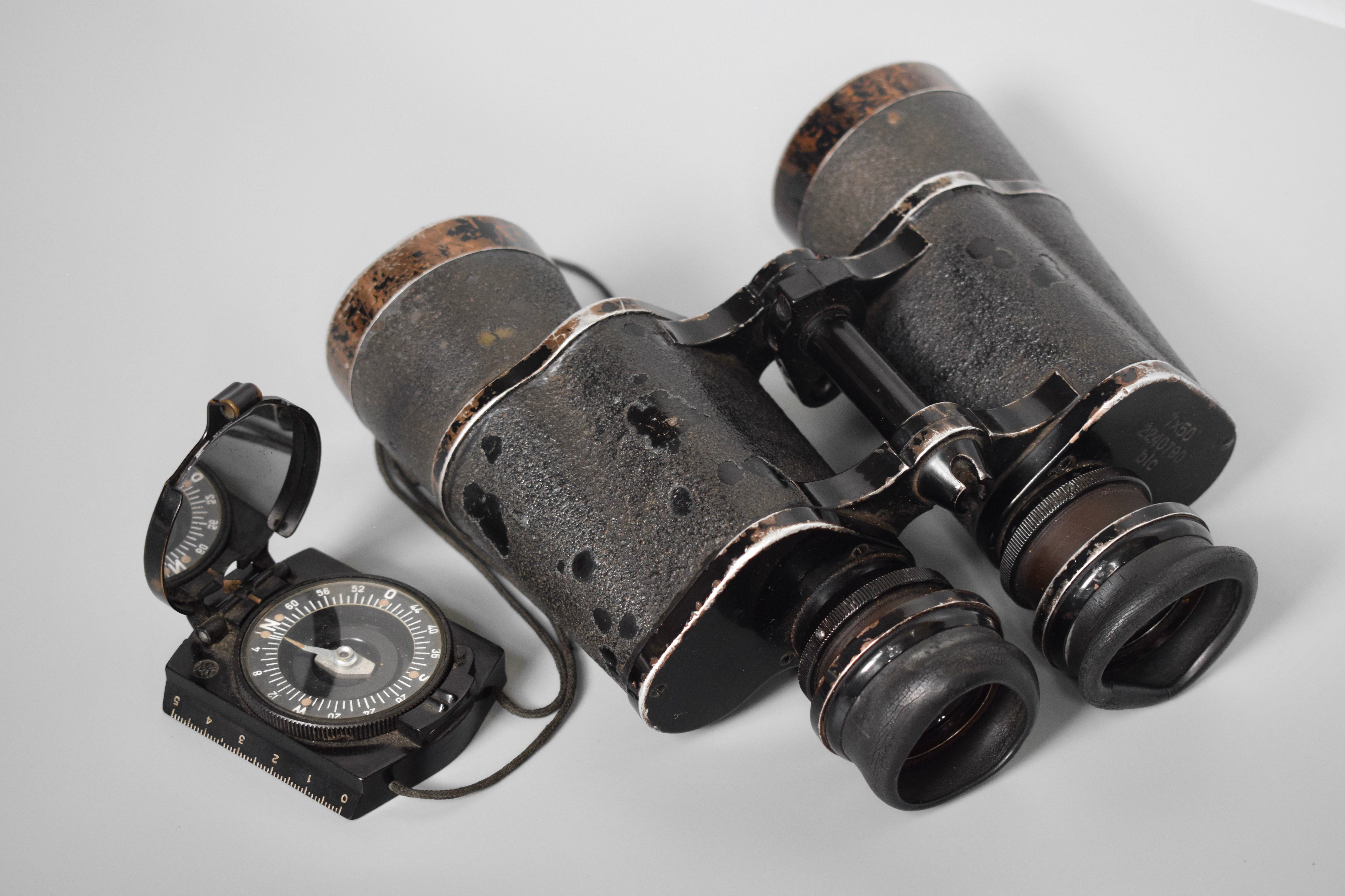Named 7x50 Kriegsmarine gas mask binoculars 'blc' + compass — image 2