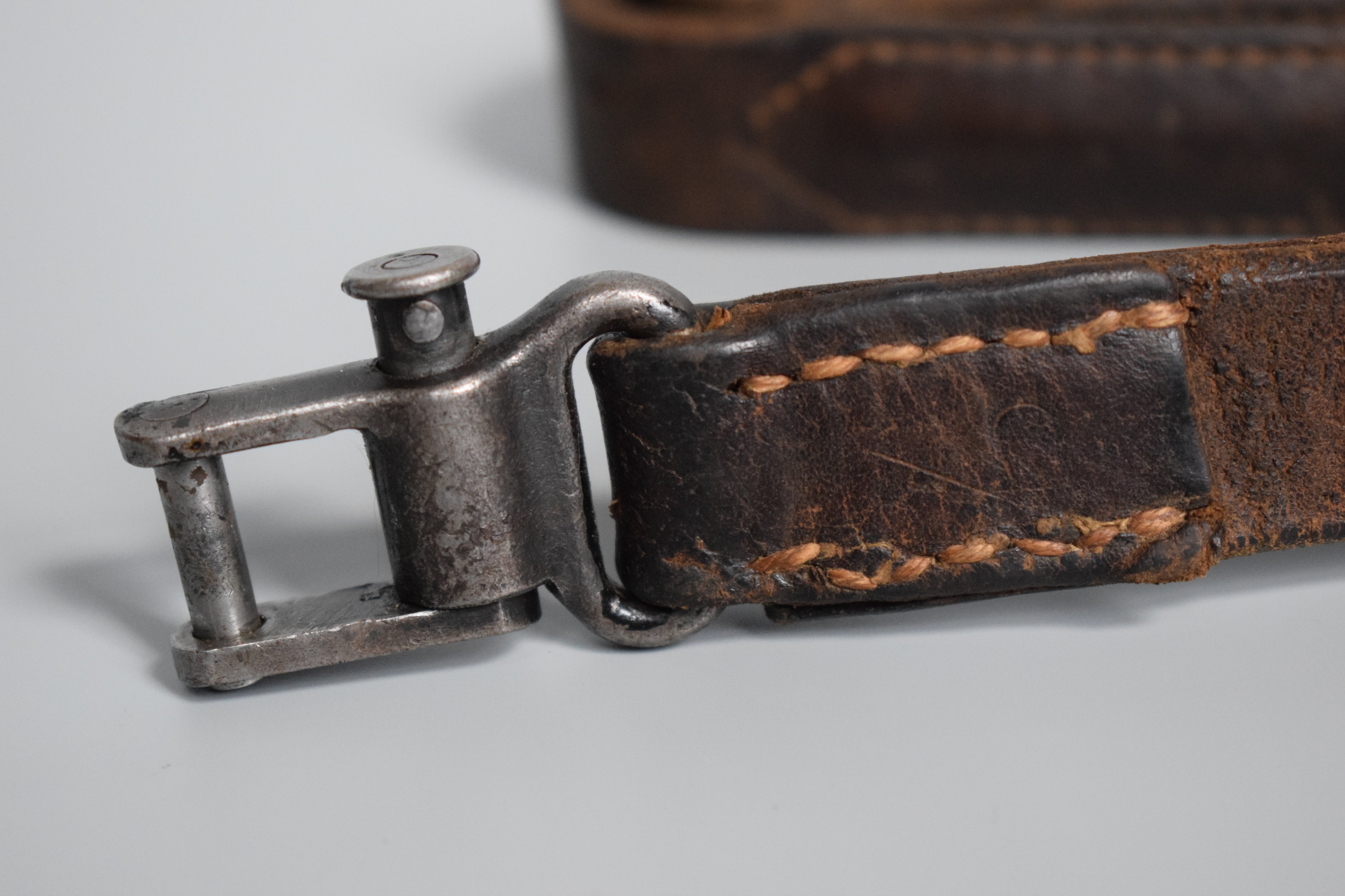 MG34 leather sling — image 2