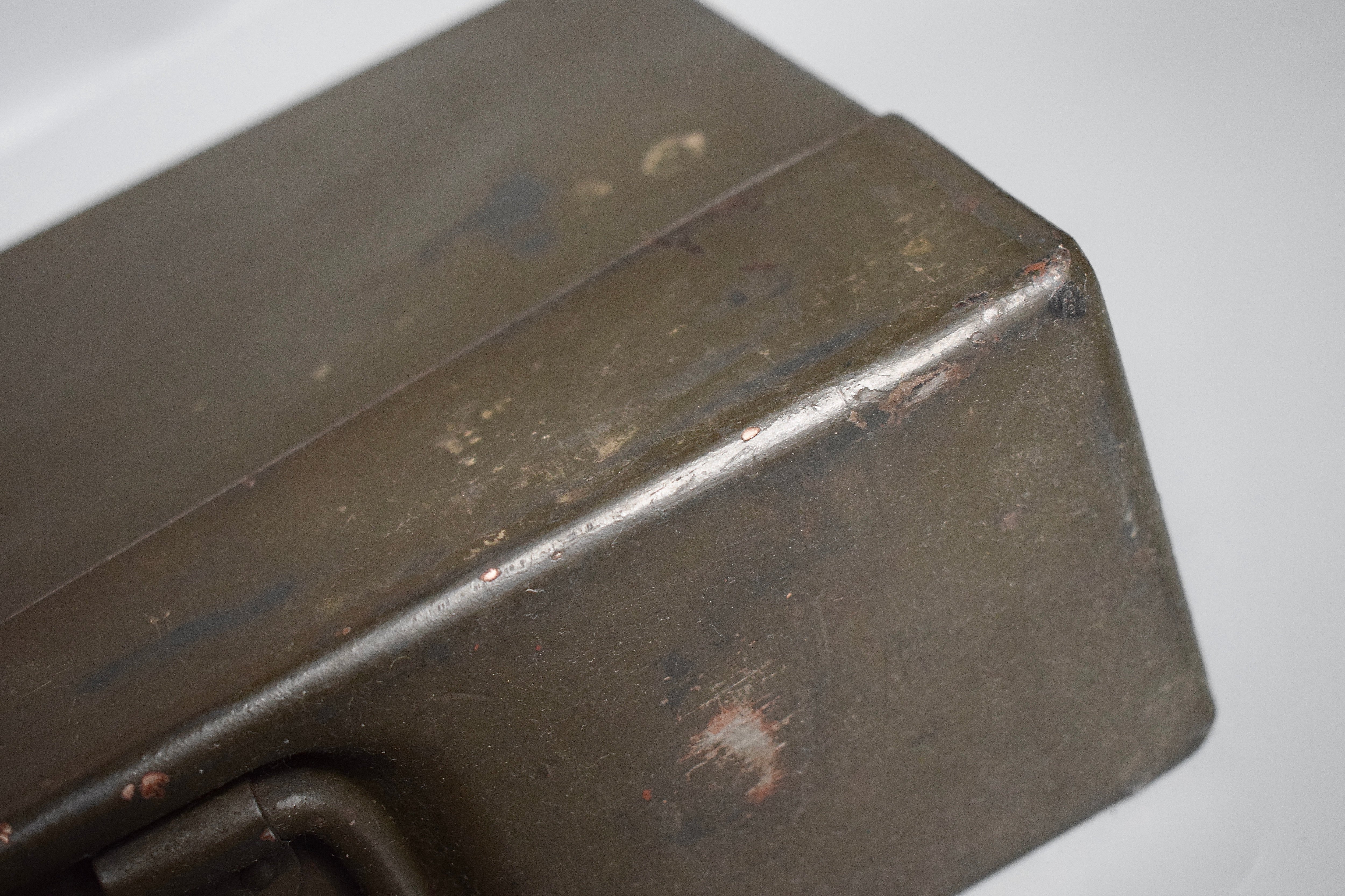 MG34/42 ammo box 'brc 41 WaA' + belts set — image 6