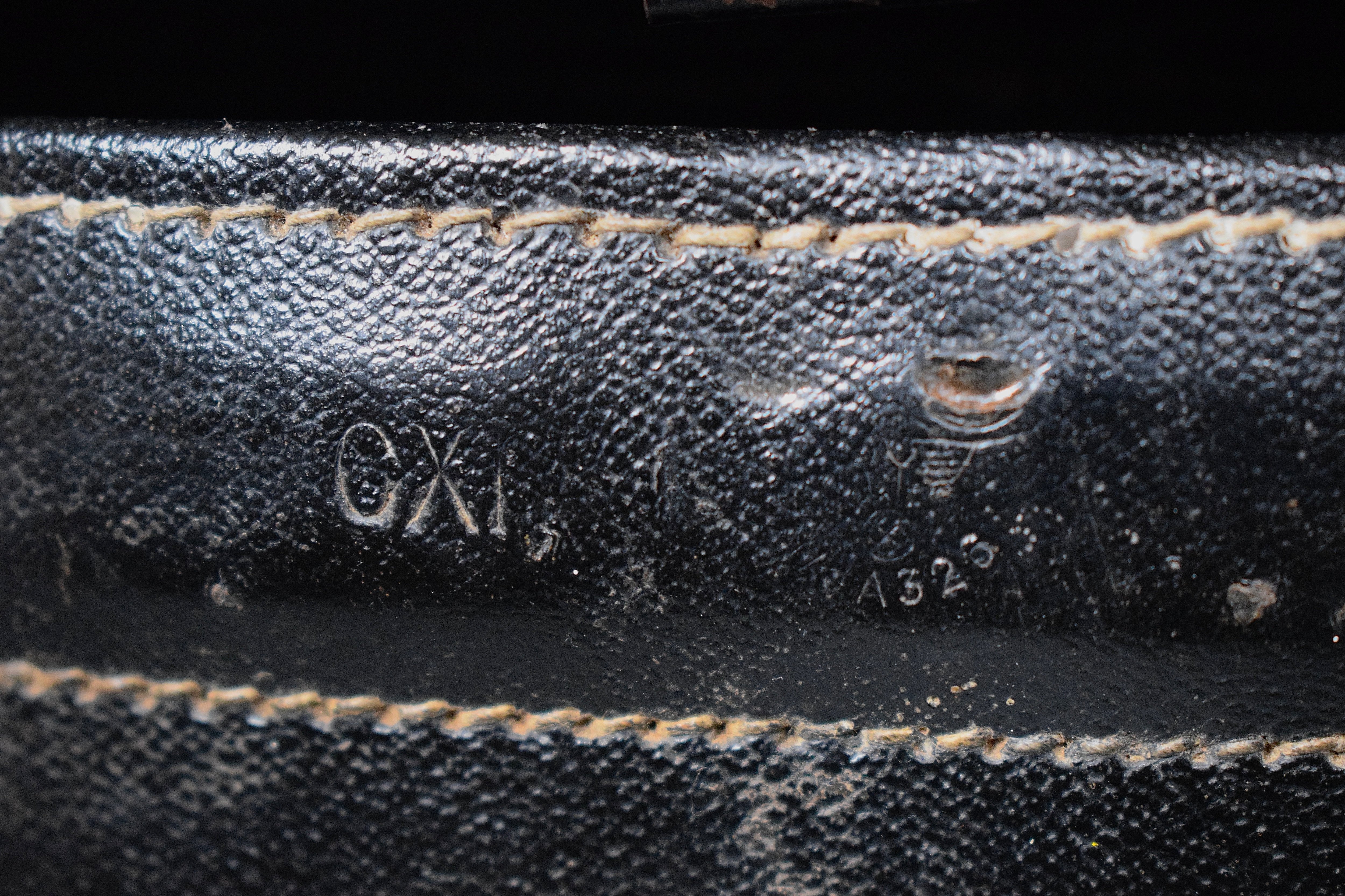 Bakelite 6x30 Dienstglas case 'cxn 4' — image 11