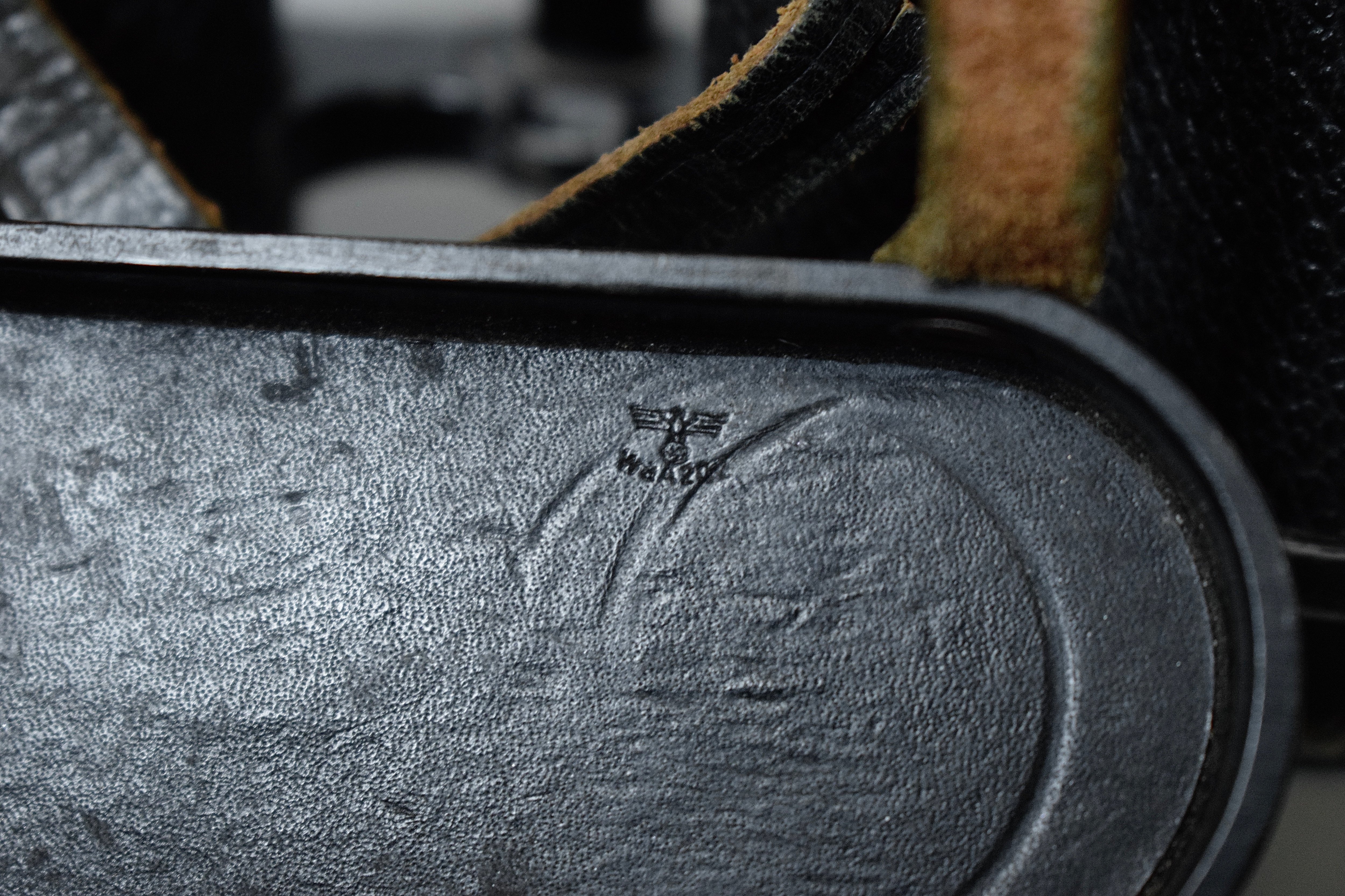 6x30 Dienstglas binoculars 'bek' + accessories — image 2