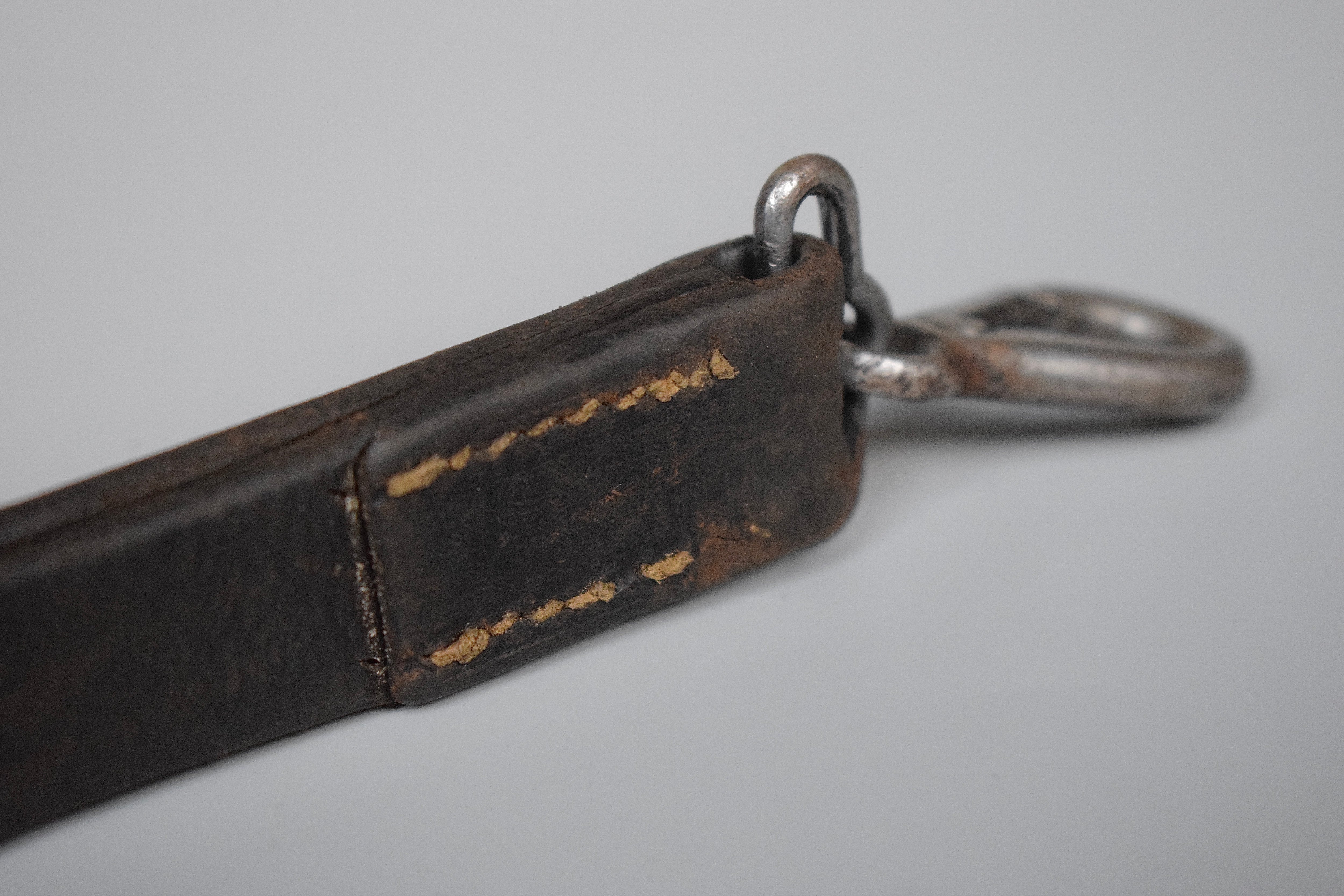 Pre-war MG34 leather sling 'WaA26' — image 6