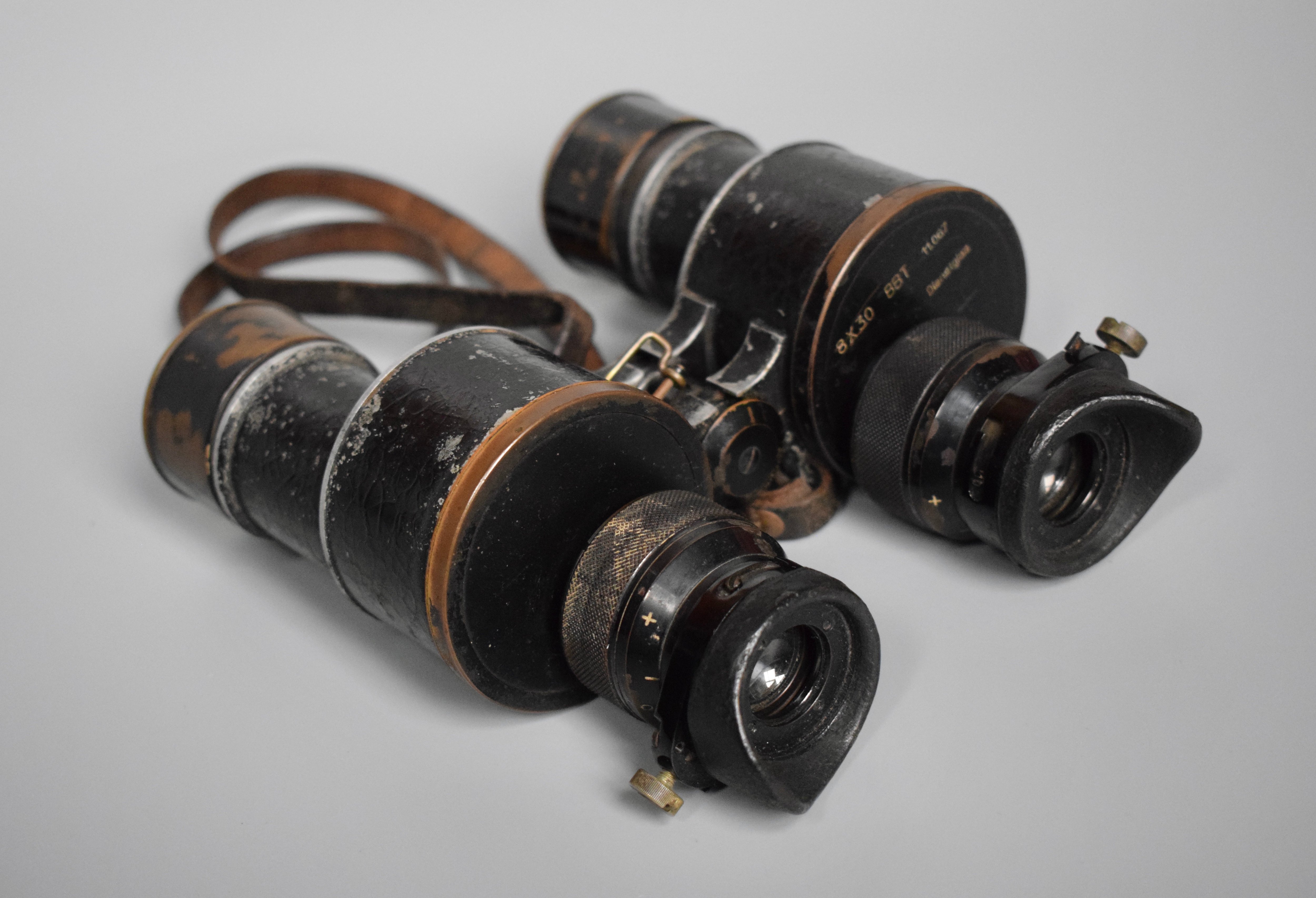 Wehrmacht BBT Krauss 8x30 Dienstglas binoculars — image 12