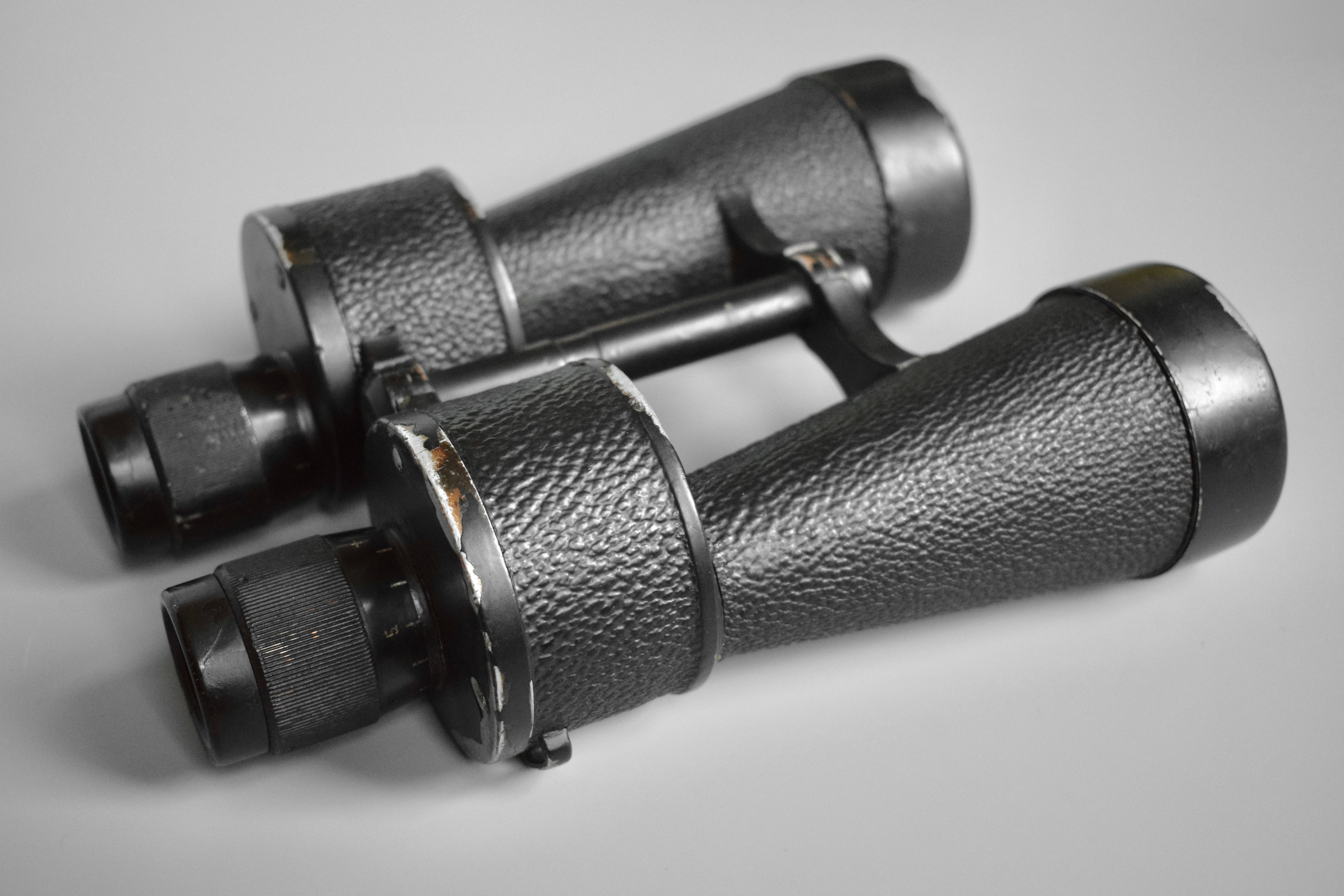 Leitz 7x50 Kriegsmarine U-boat binoculars 'beh' — image 6