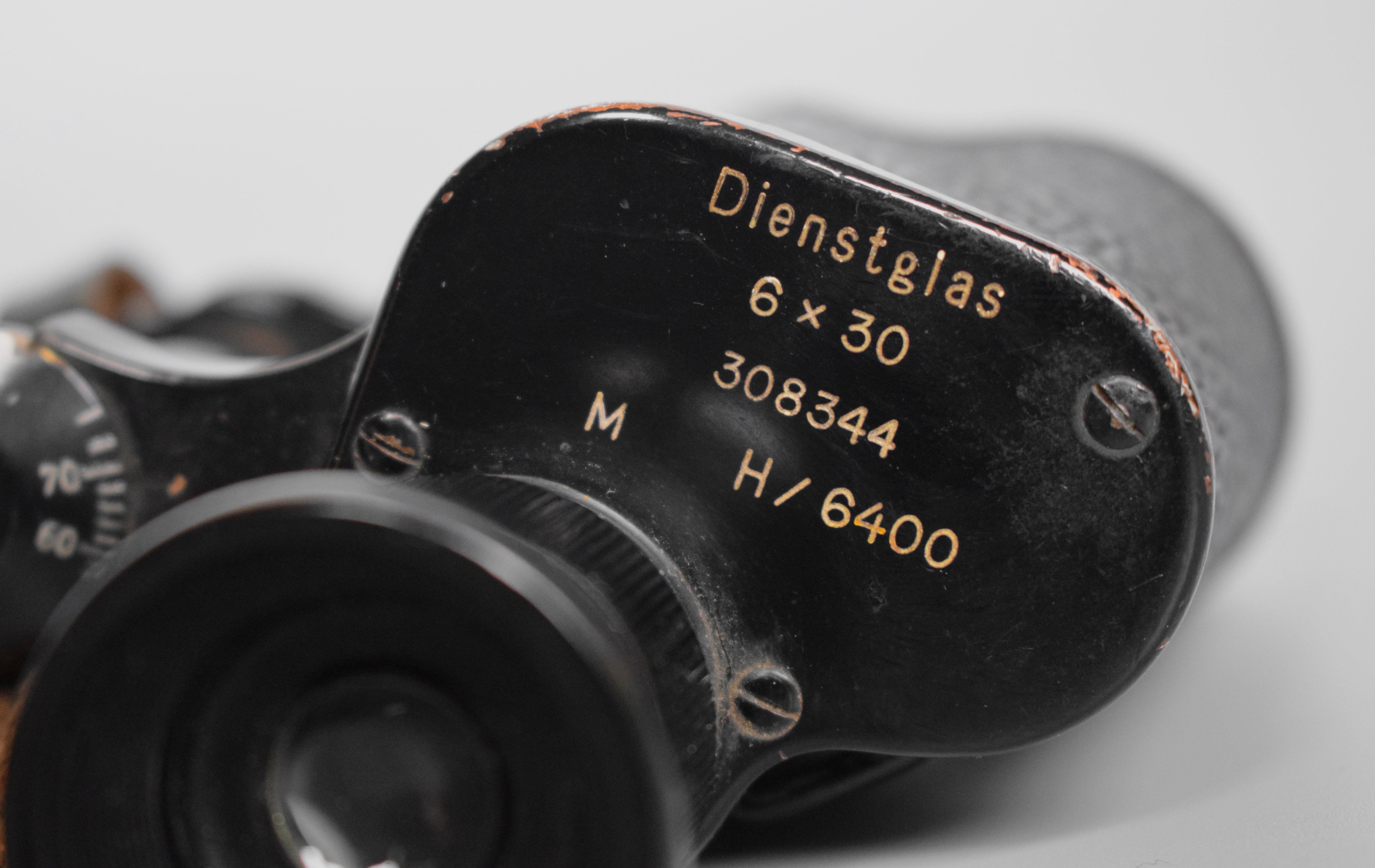 6x30 Dienstglas 'Hensoldt Wetzlar' + matching tab '1938' — image 3