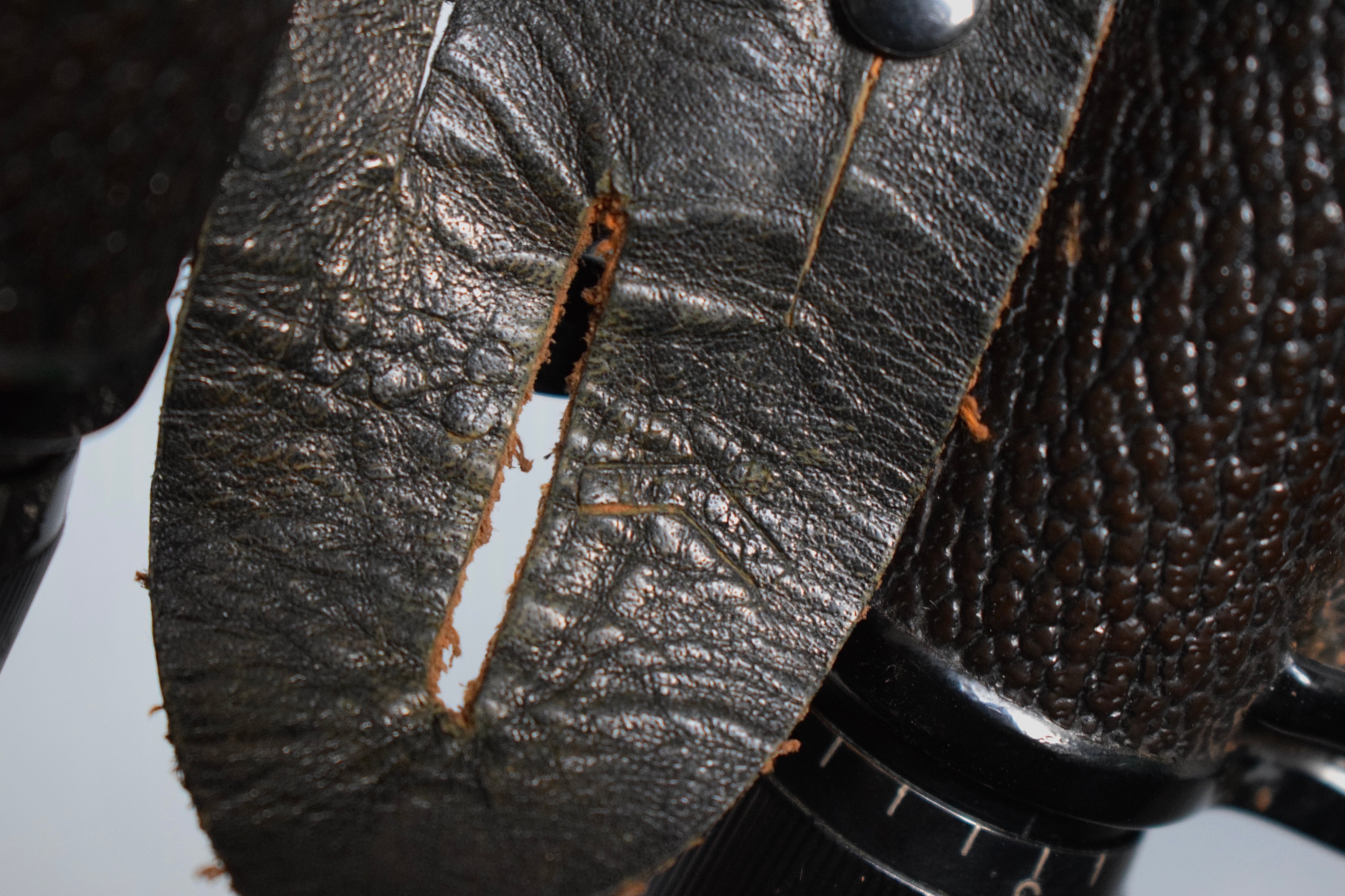 6x30 Dienstglas 'Hensoldt Wetzlar' + matching tab '1938' — image 7