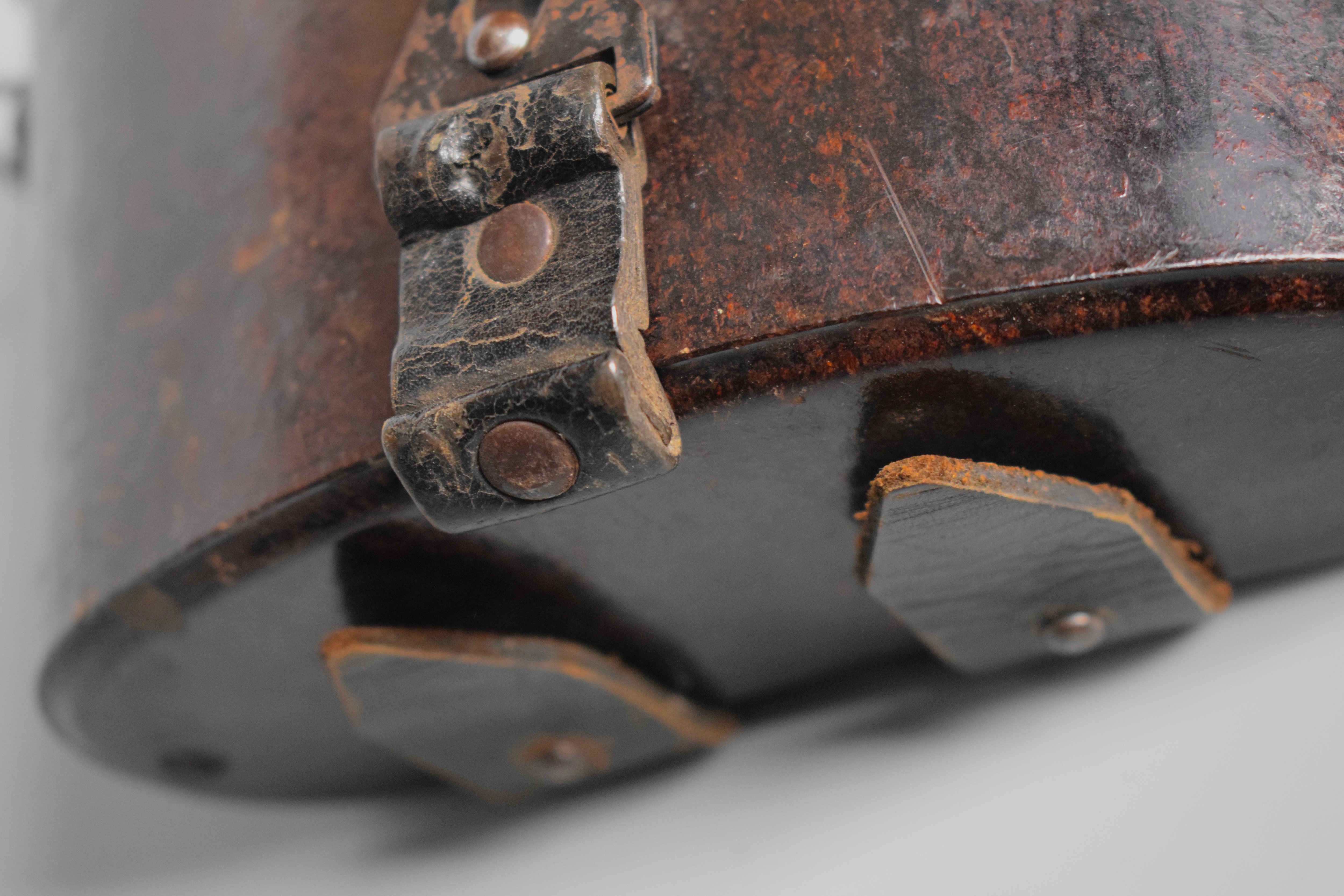 Speckled Brown Bakelite 6x30 Dienstglas case — image 5