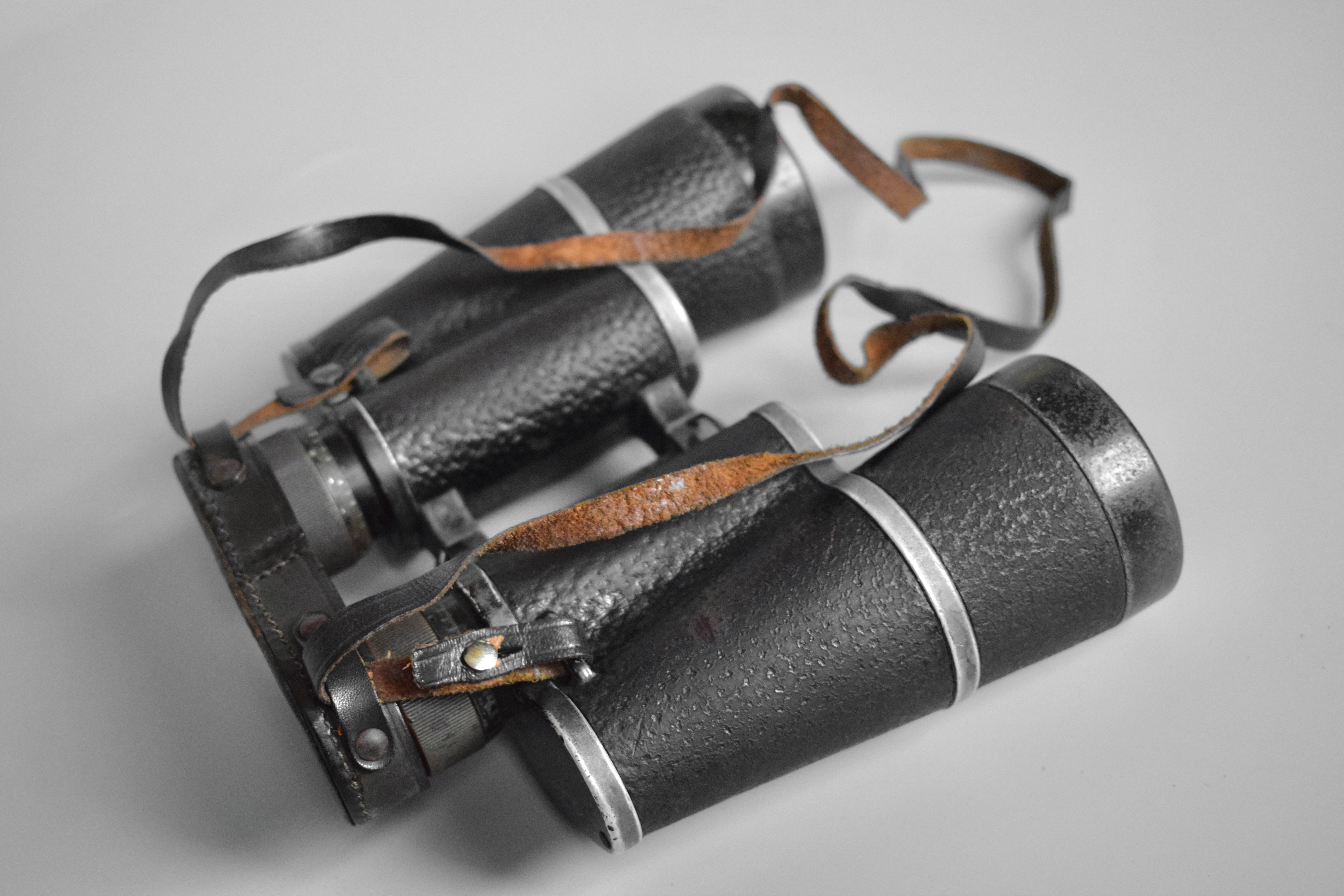 Carl Zeiss Jena 10x50 Dienstglas binoculars — image 8