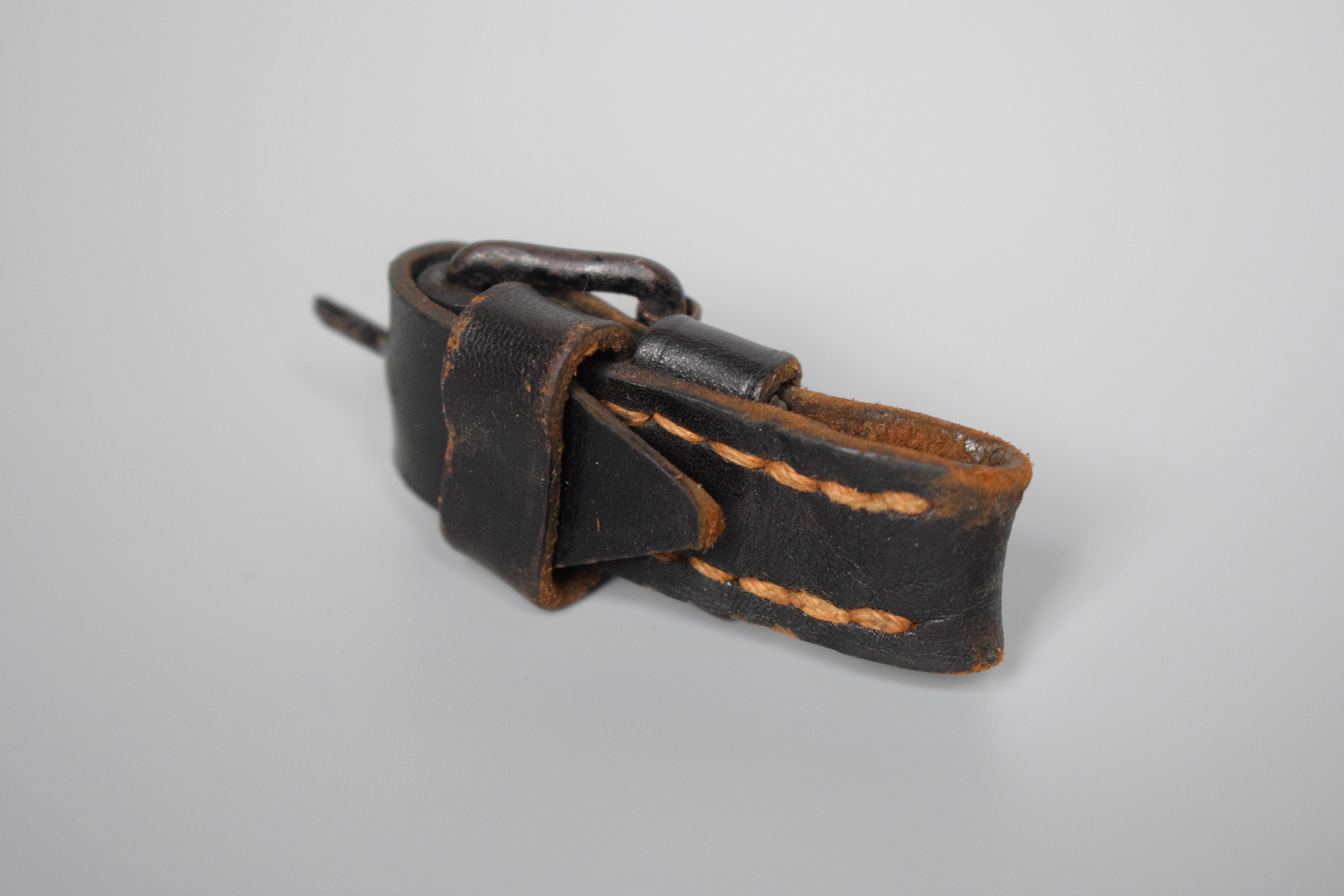 Small Dienstglas leather case buckled / strap — image 2
