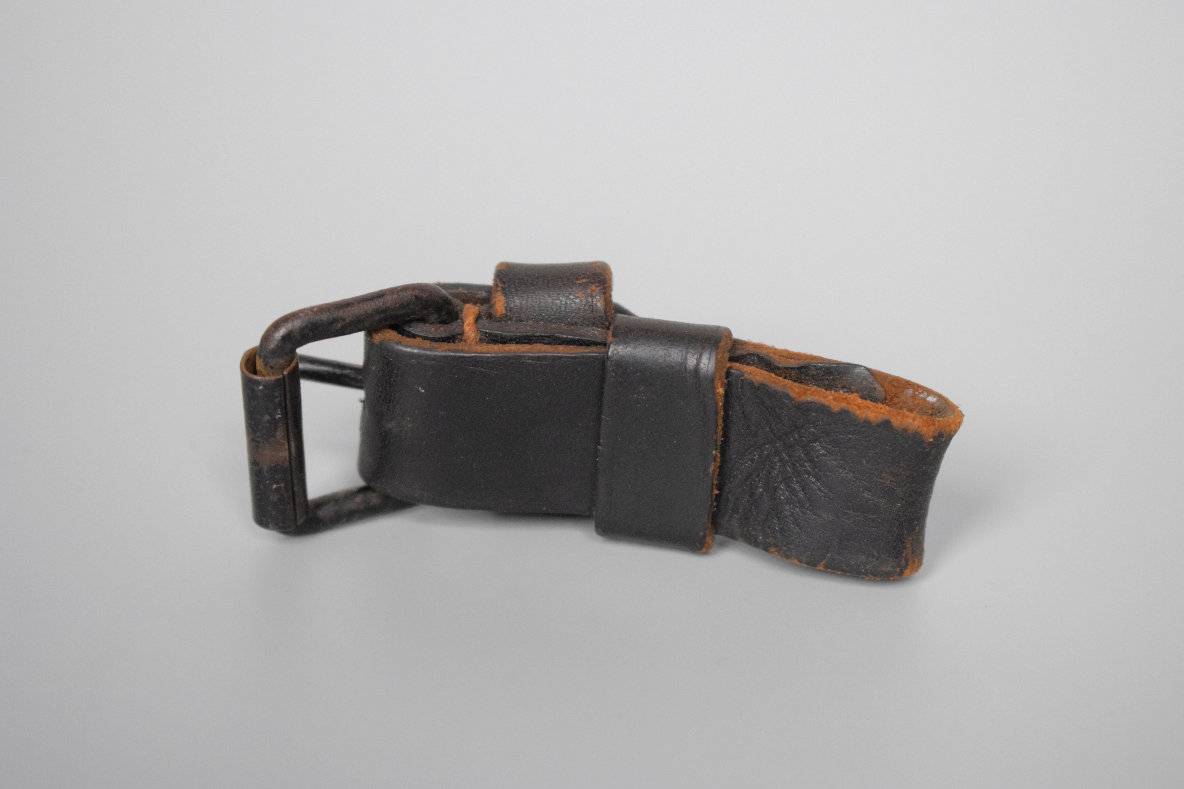 Small Dienstglas leather case buckled / strap — image 3