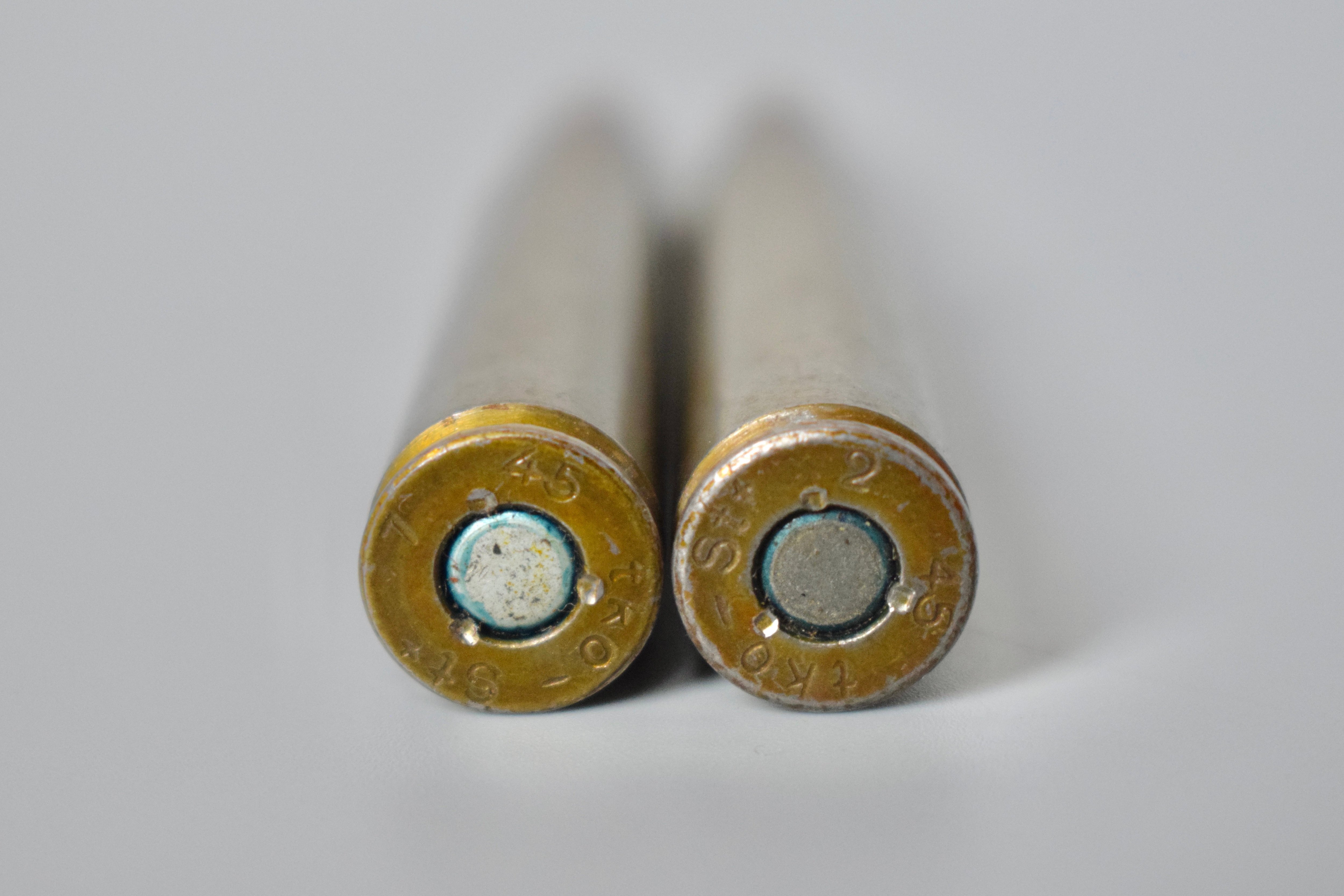 2x late-war 7.92x57mm S.m.E. rounds 'tko 1945' — image 2