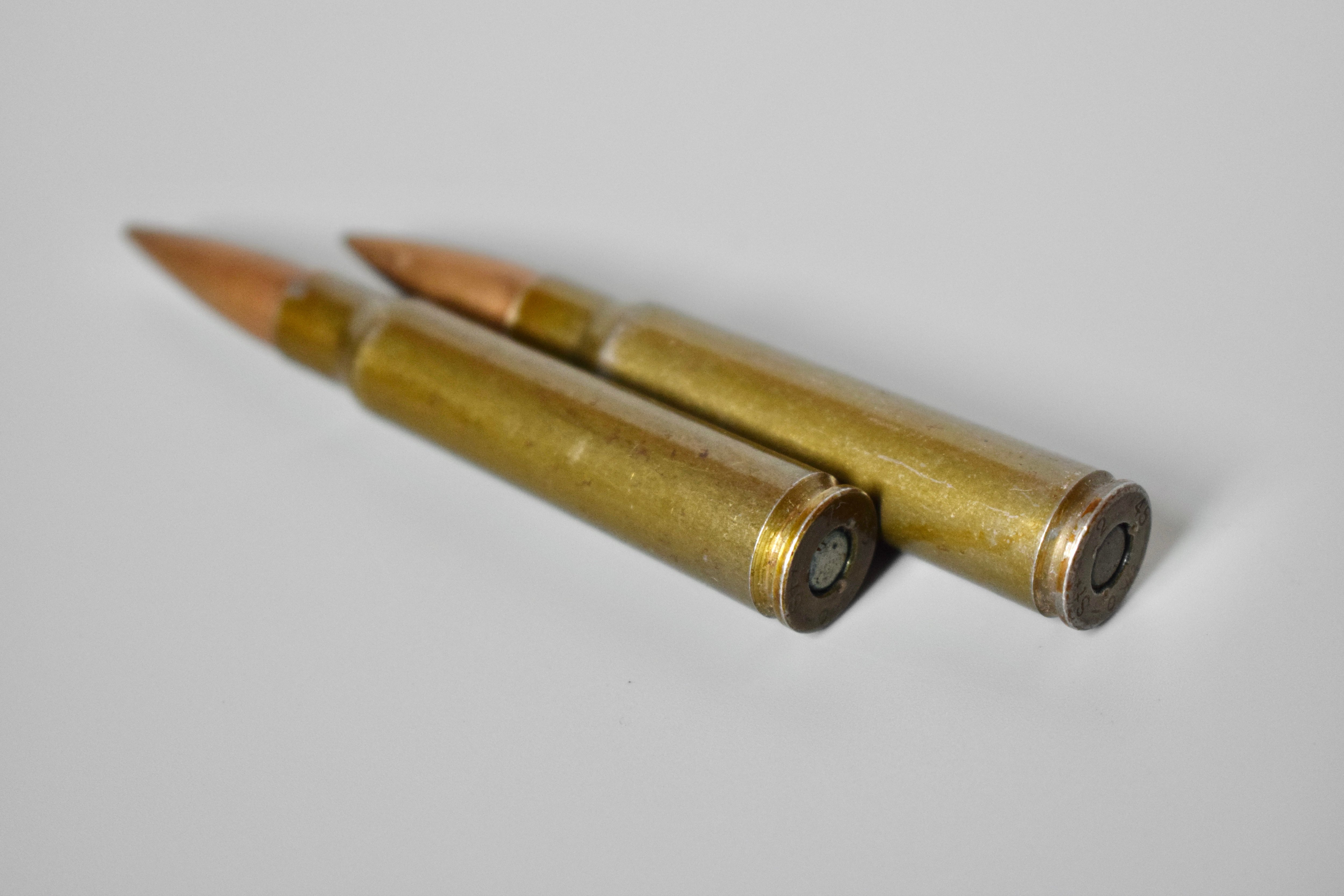 2x late-war 7.92x57mm S.m.E. rounds 'tko 1945' — image 3