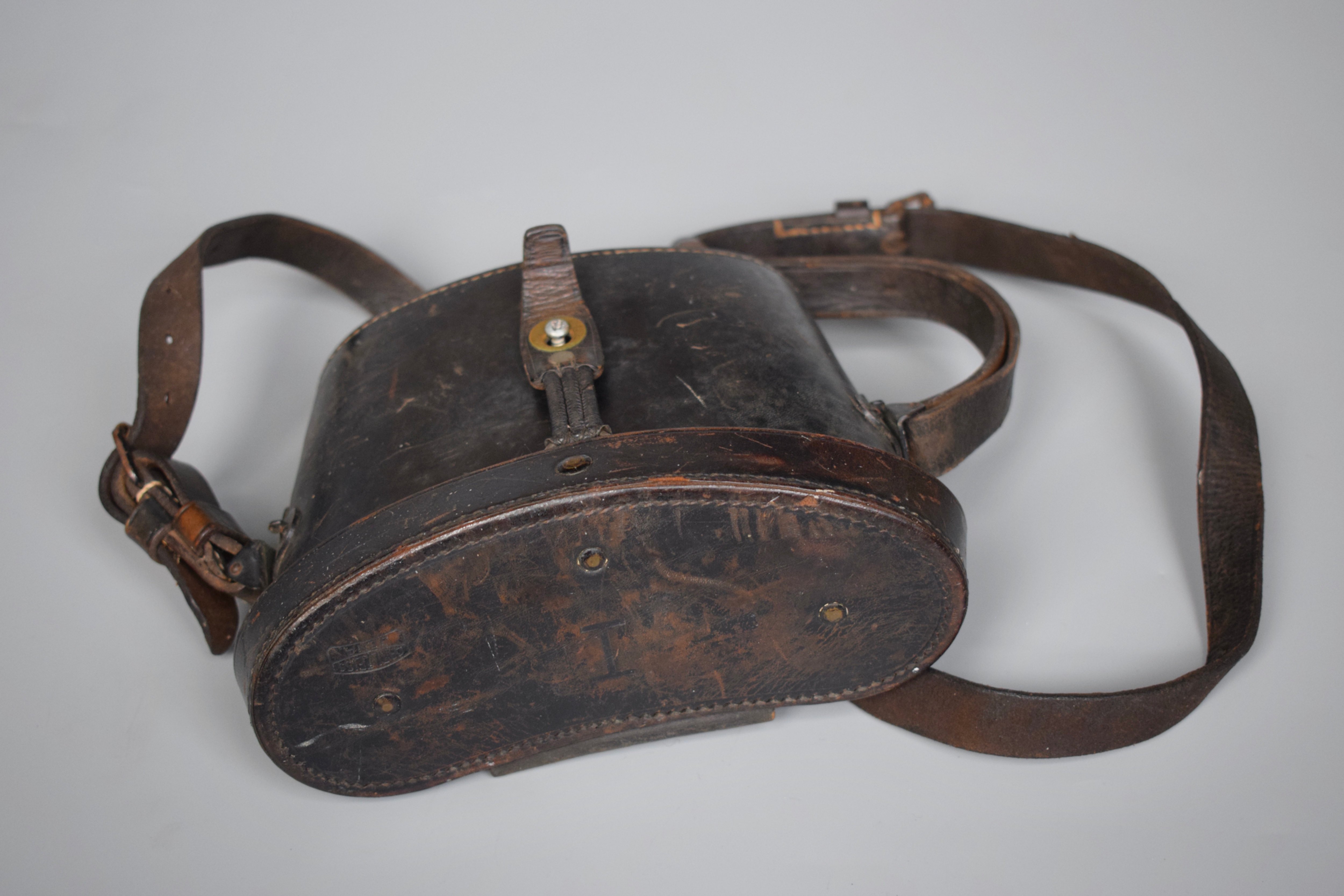 Pre-war 6x30 Dienstglas case 'Carl Zeiss Jena WaA' + strap — image 6