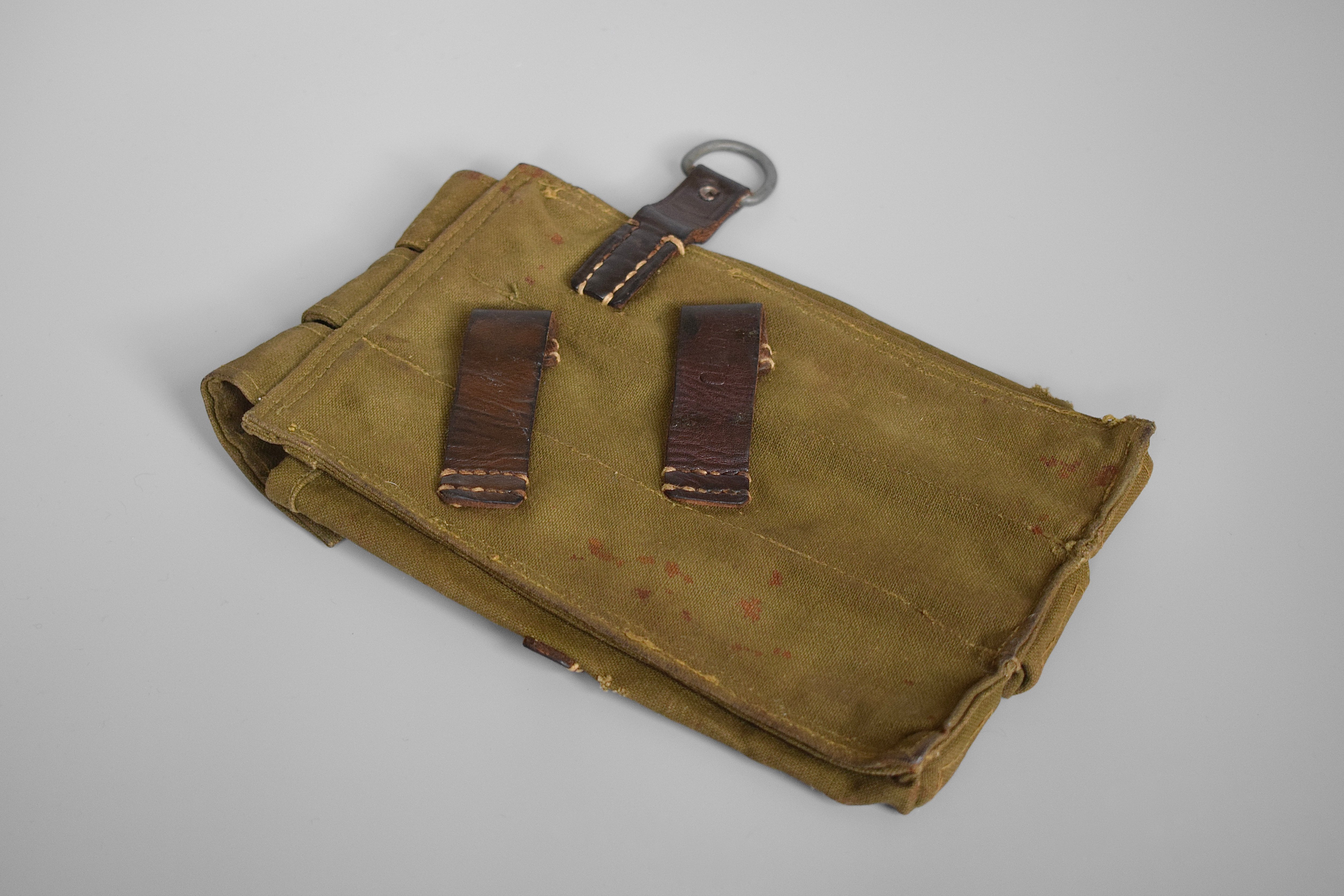 MP38/40 magazine pouch 'cea 1943 WaA' — image 2