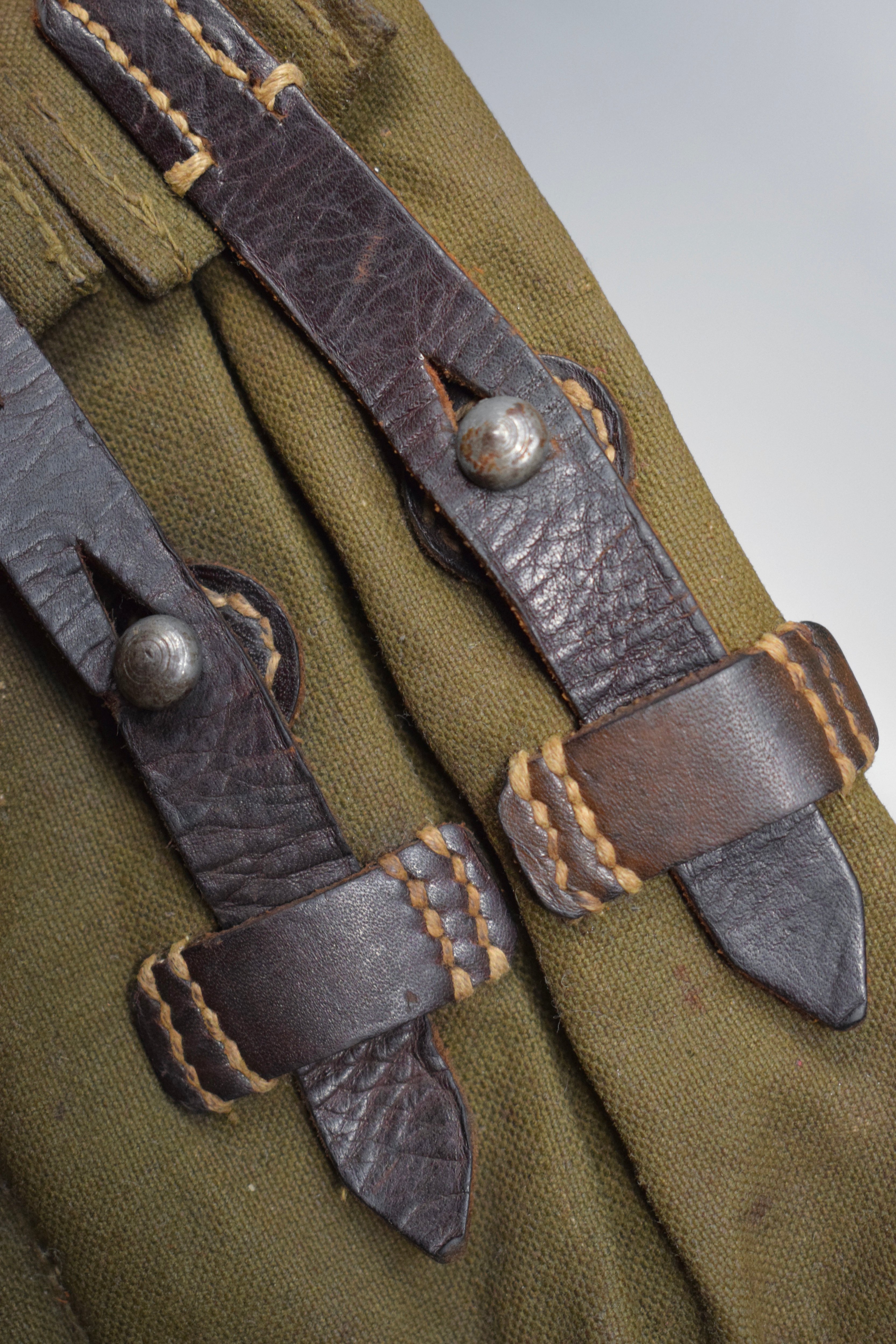 MP38/40 magazine pouch 'cea 1943 WaA' — image 4