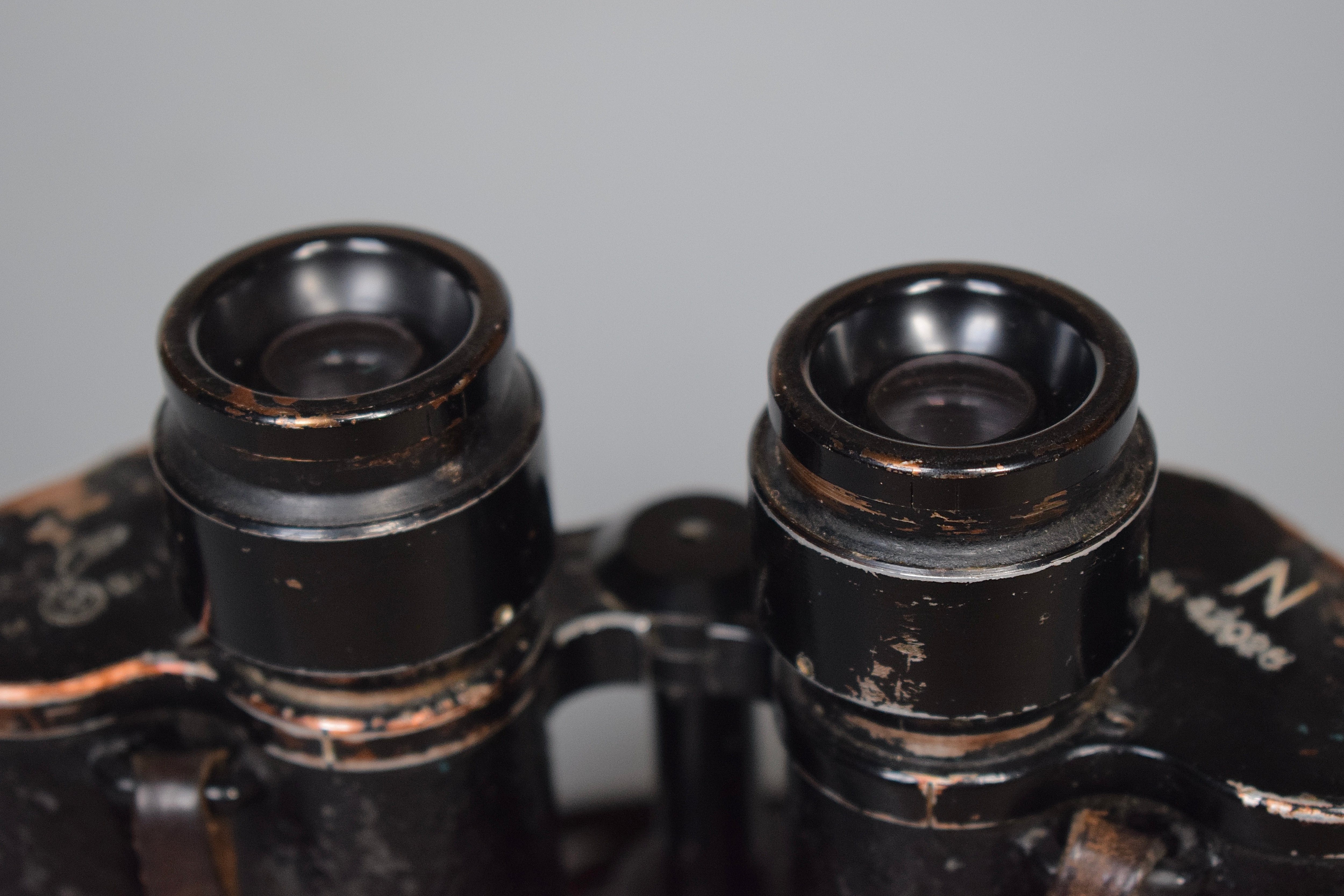 Zeiss 7x50 Kriegsmarine U-boat binoculars + early KM case — image 12