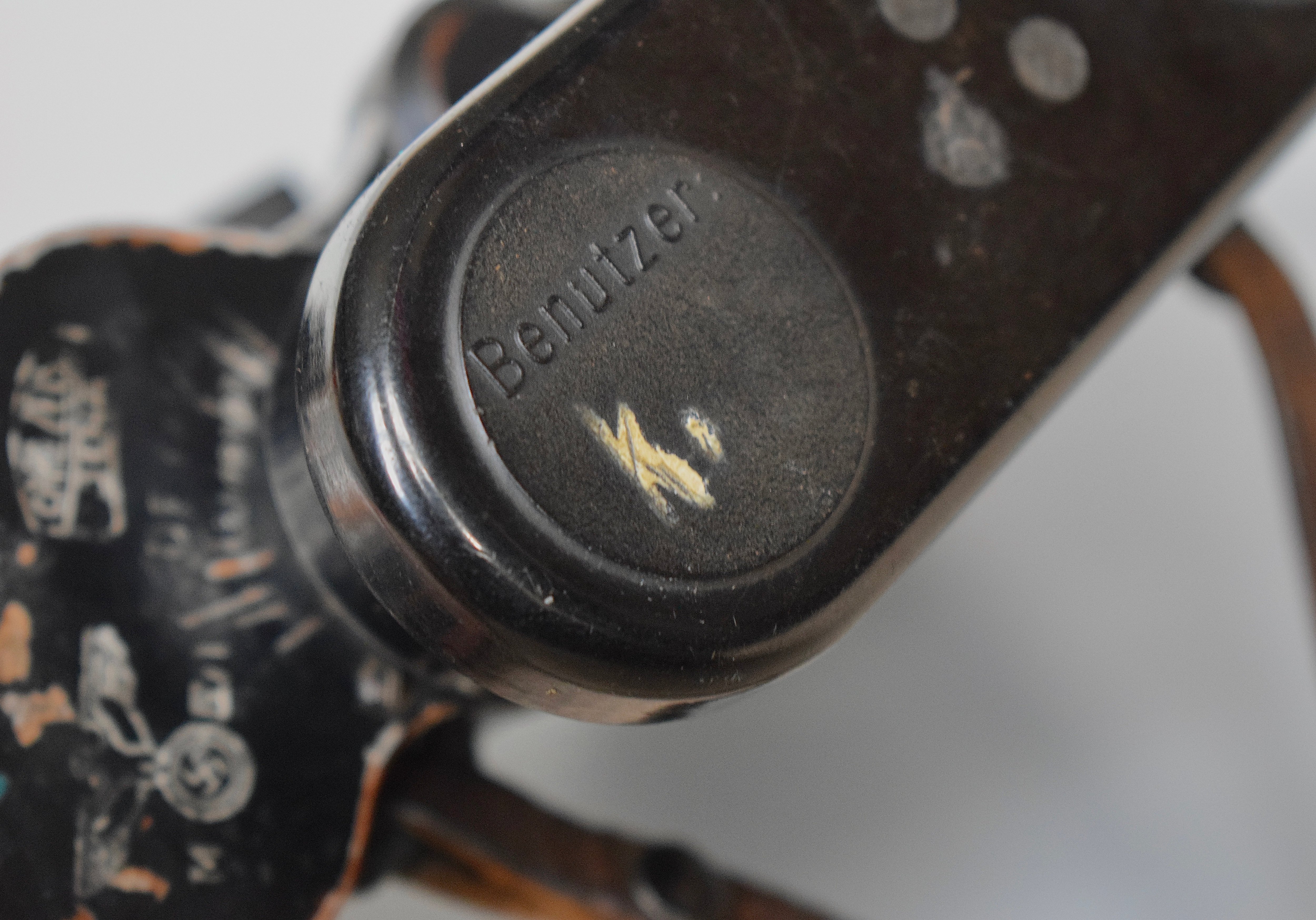 Zeiss 7x50 Kriegsmarine U-boat binoculars + early KM case — image 5