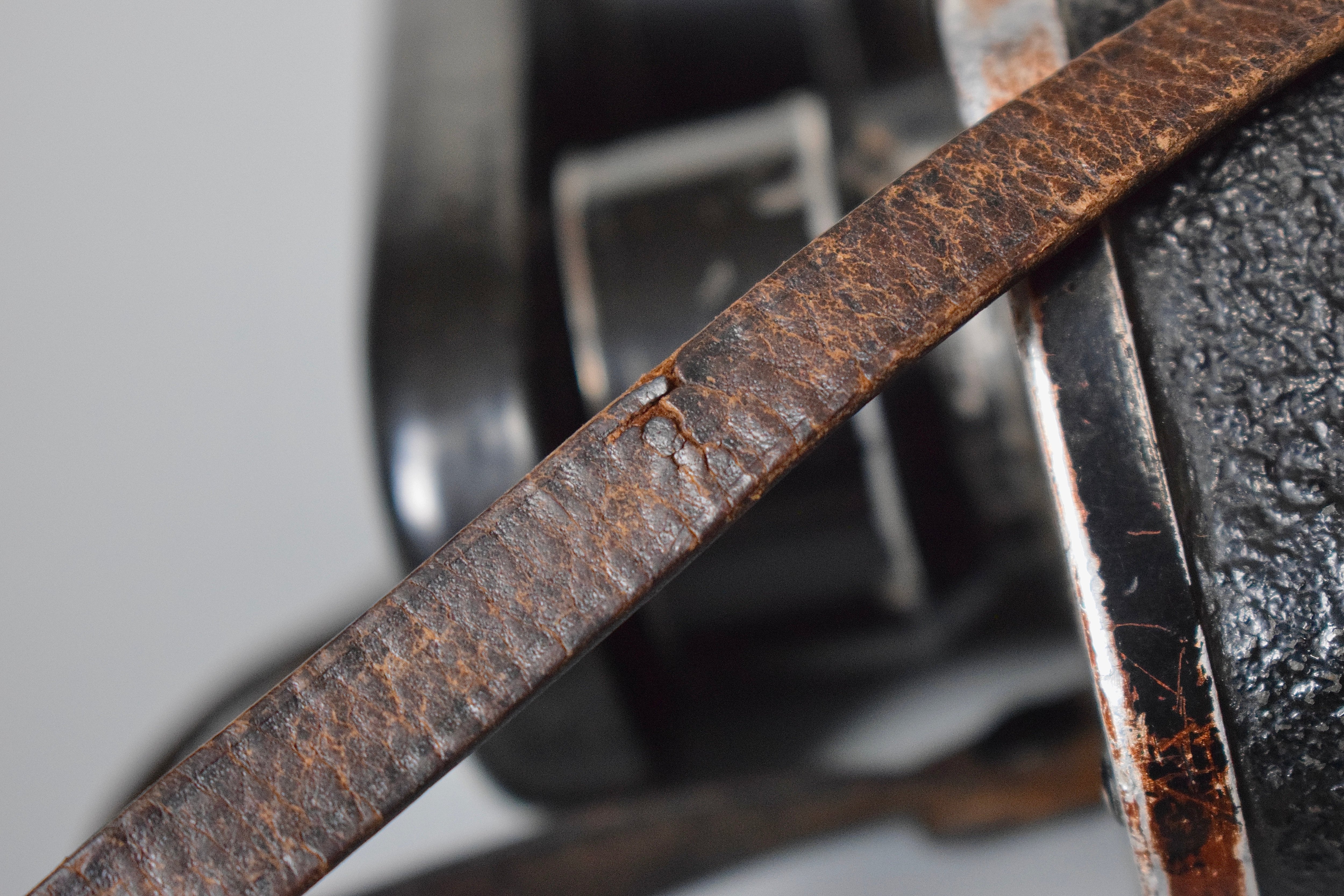 Zeiss 7x50 Kriegsmarine U-boat binoculars + early KM case — image 7