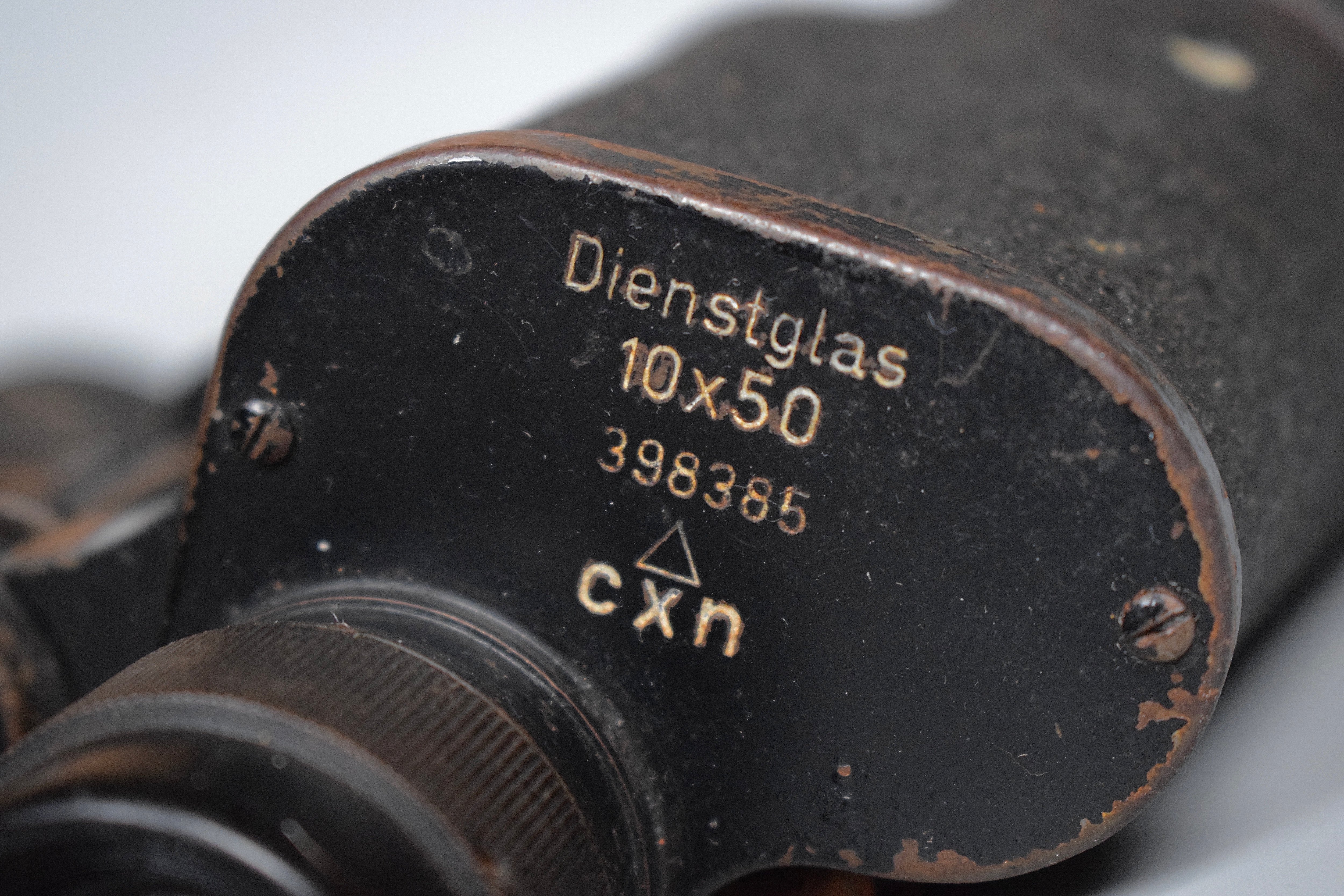 Late-war steel 10x50 Dienstglas 'cxn' — image 2